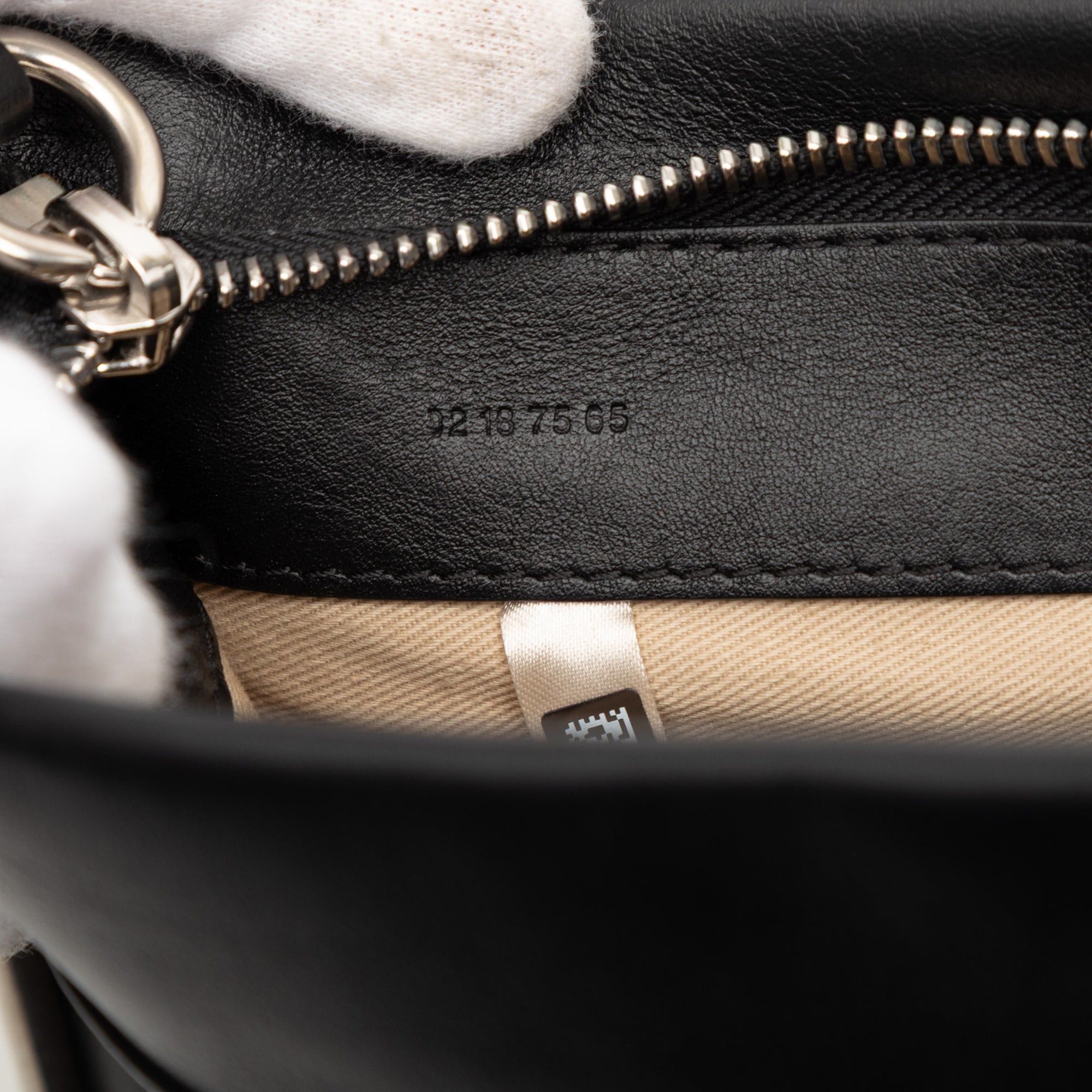 Chloe Medium Quilted Smooth Calfskin Roy Clutch Size ONE SIZE - 6 Thumbnail