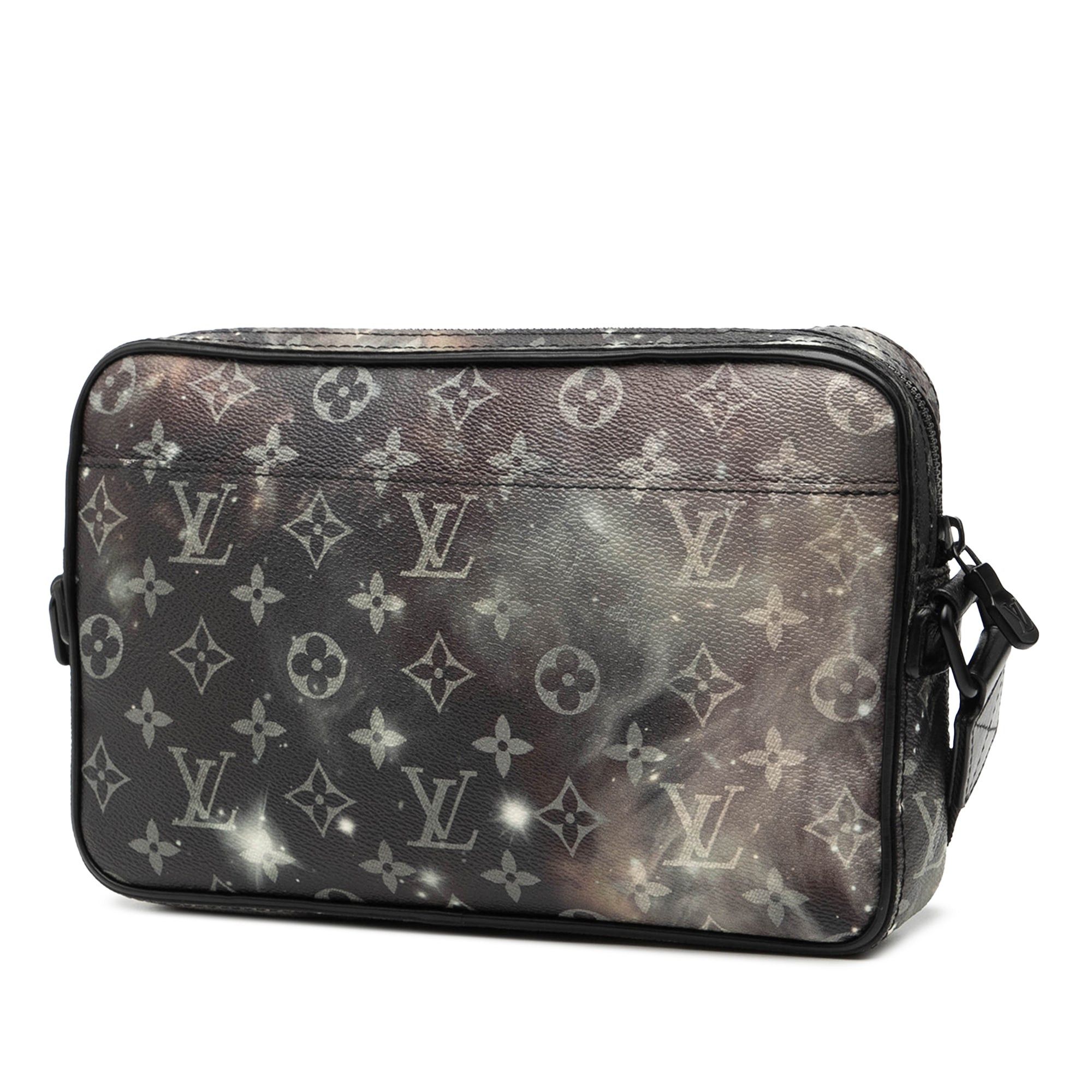 Louis Vuitton Monogram Galaxy Alpha Messenger Bag Size ONE SIZE - 2 Thumbnail