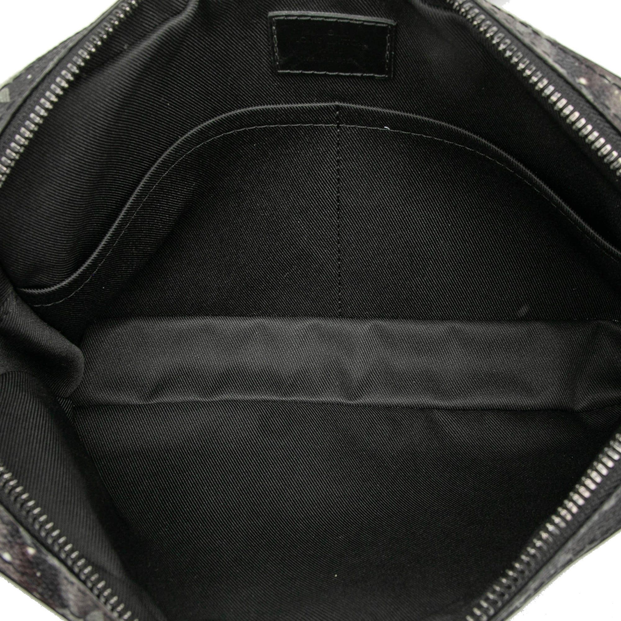 Louis Vuitton Monogram Galaxy Alpha Messenger Bag Size ONE SIZE - 4 Thumbnail