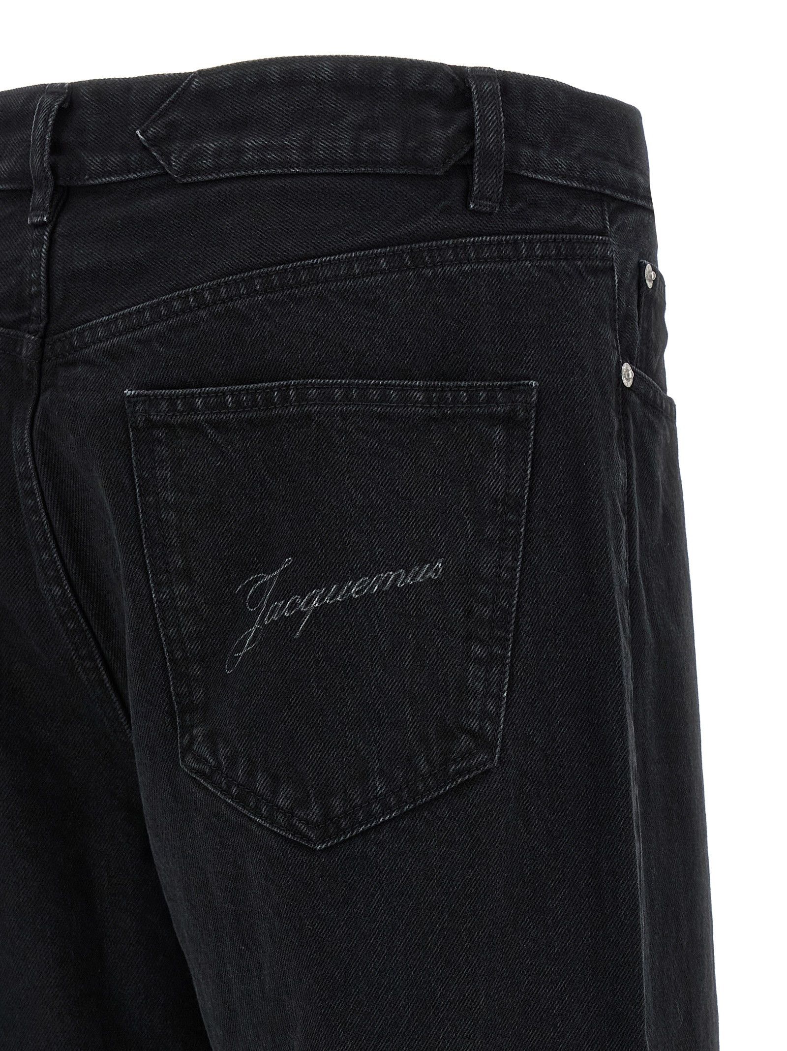 'Le De-Nimes Droit' Jeans