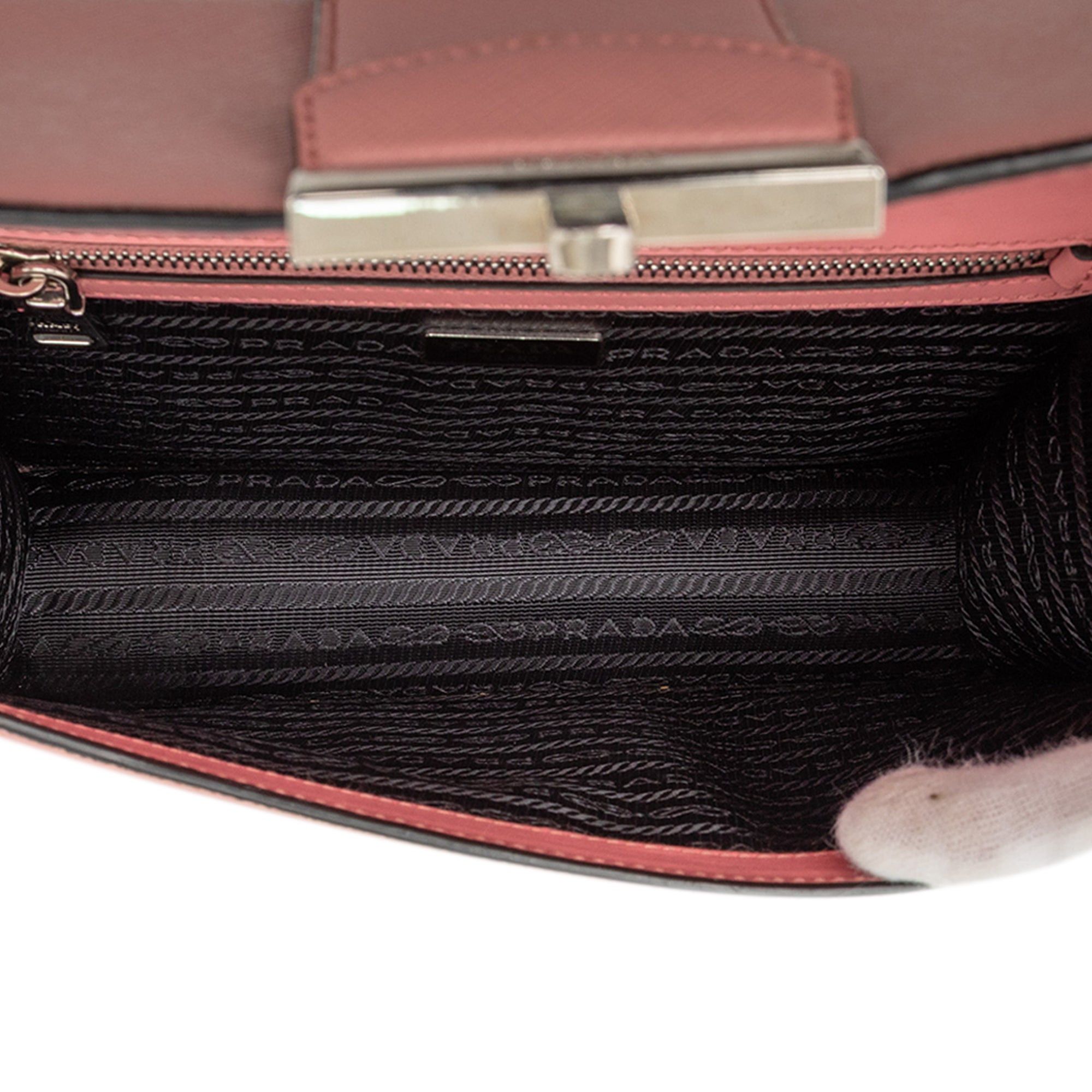 Prada Small Saffiano Sound Lock Chain Crossbody Size ONE SIZE - 4 Thumbnail