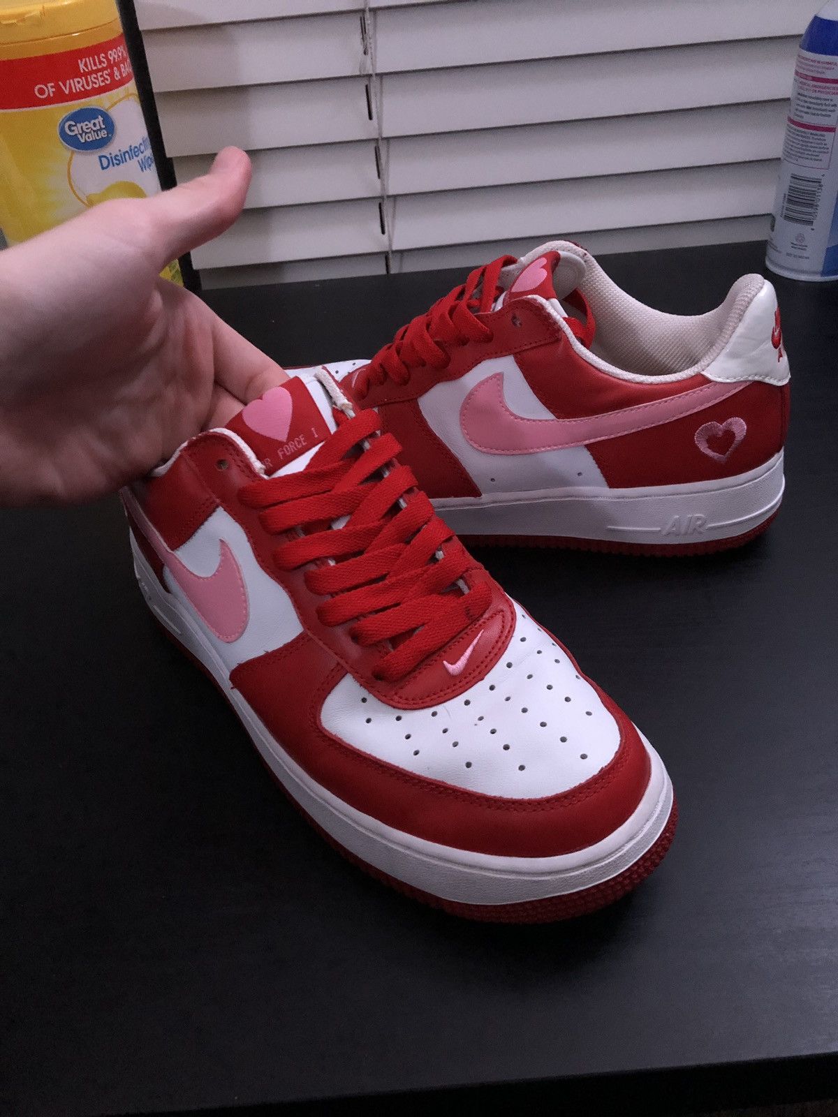 Nike air force 1 valentine's day 2004 hotsell