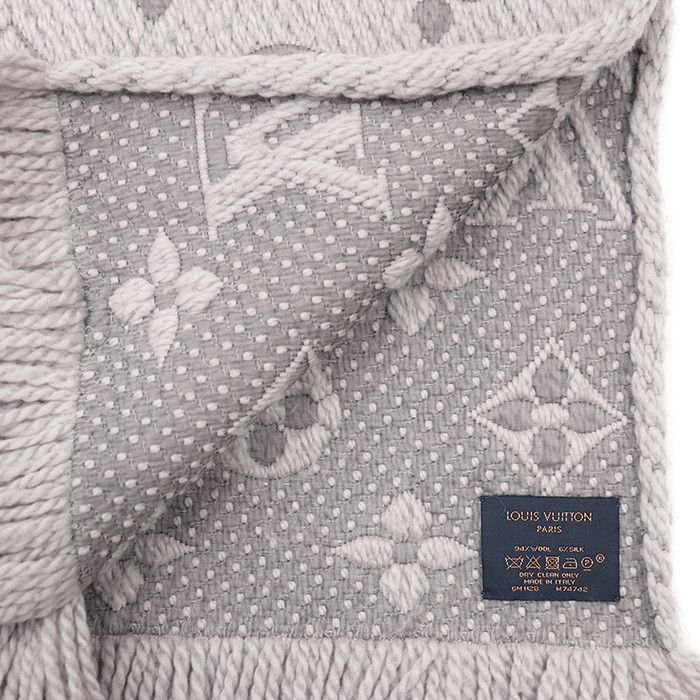 Louis Vuitton Louis Vuitton Louis Vuitton Echarpe Logomania Monogram Wool Silk Scarf Textile Scarf M74742 DUTY FREE for USA Size ONE SIZE - 9 Thumbnail