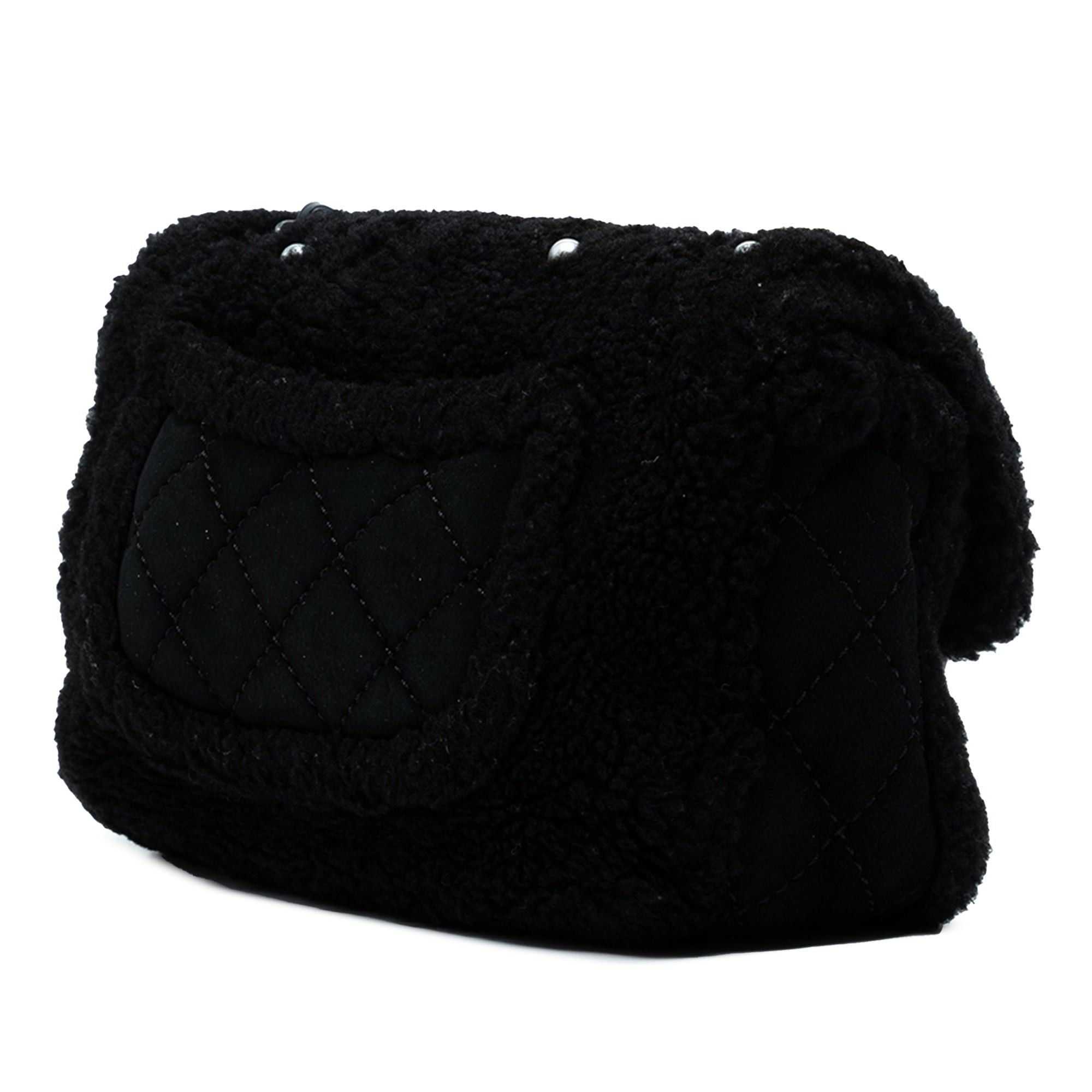 Chanel Medium Shearling Pearl Studded Flap Size ONE SIZE - 2 Thumbnail