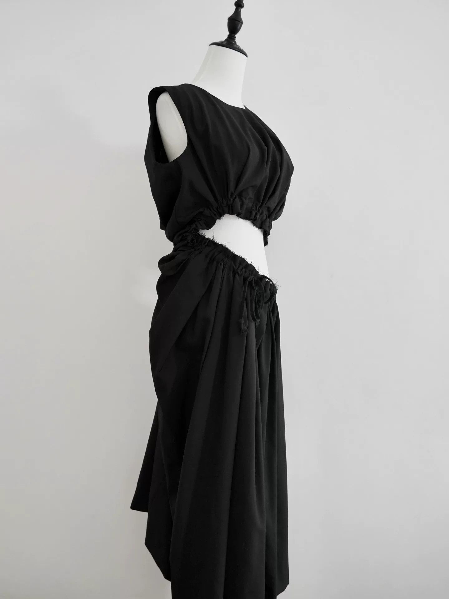 Rei Kawakubo Comme des Garçons Waist Cutout Dress Size S / US 4 / IT 40 - 3 Thumbnail