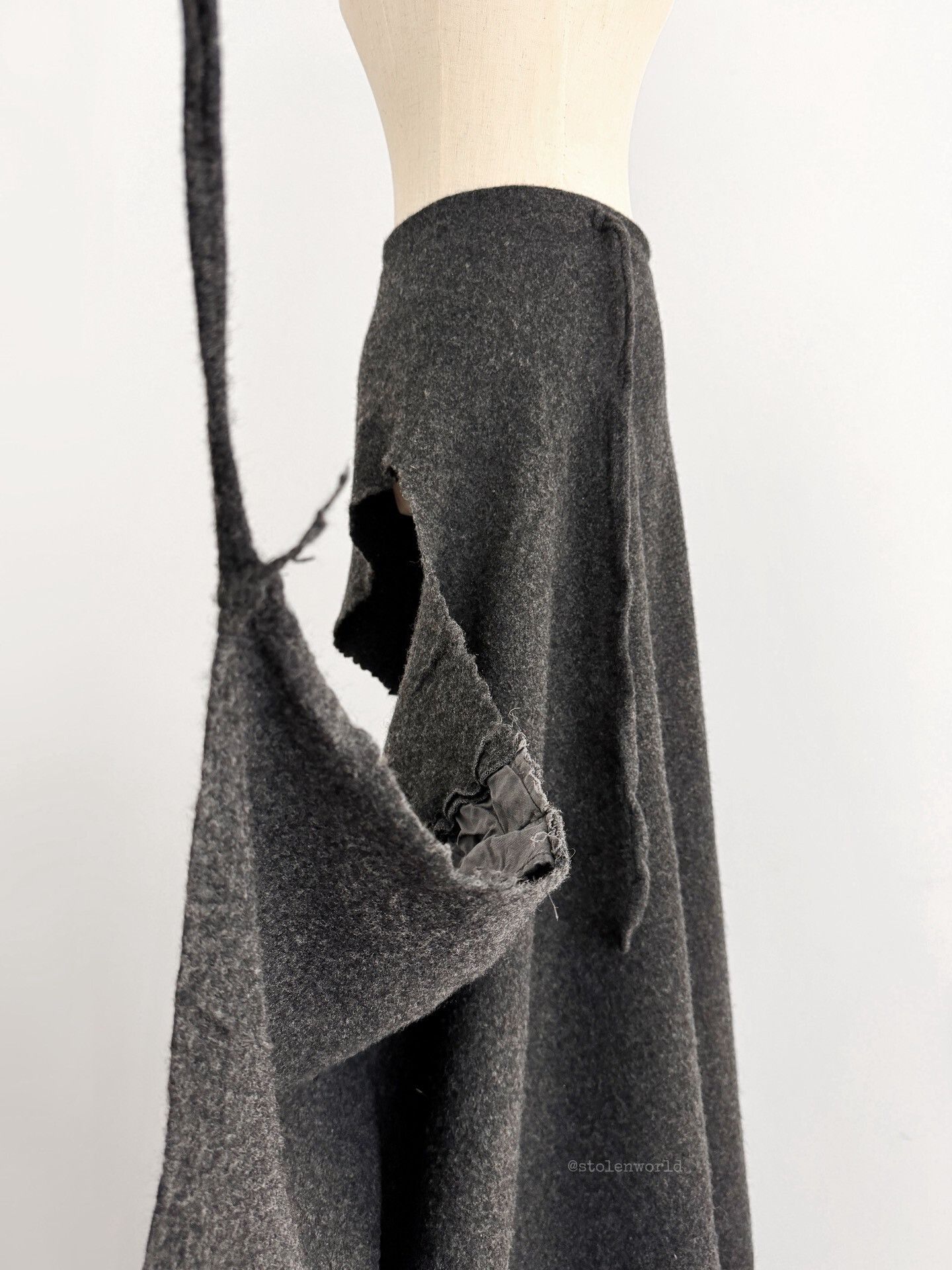 Rei Kawakubo Comme des Garçons 1994 AW Fleece Skirt Size 38" / US 16 / IT 52 - 7 Thumbnail