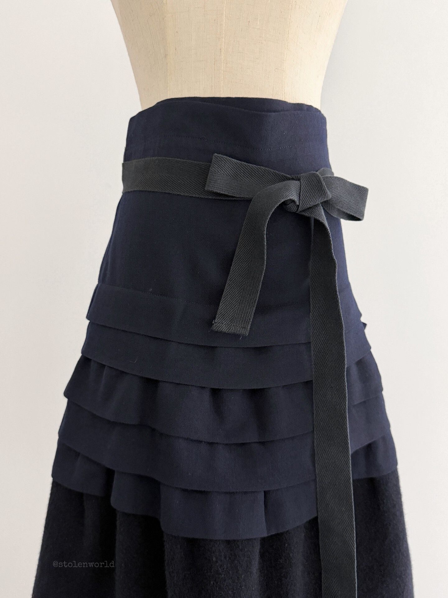 Comme des Garcons Comme des Garçons Tie-Waist Layered Cake Skirt Size M / US 6-8 / IT 42-44 - 7 Thumbnail