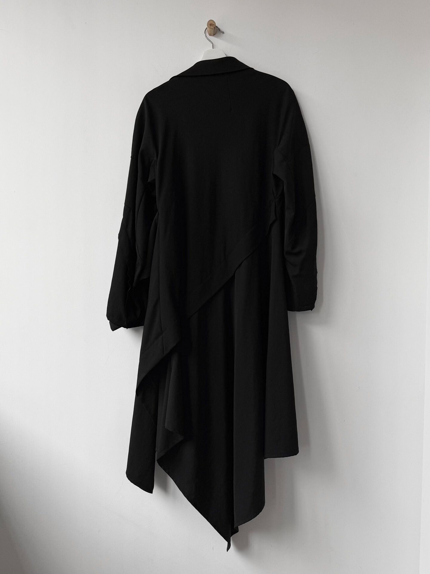 Yohji Yamamoto Yohji Yamamoto Femme 18AW Runway Coat Size S / US 4 / IT 40 - 5 Thumbnail