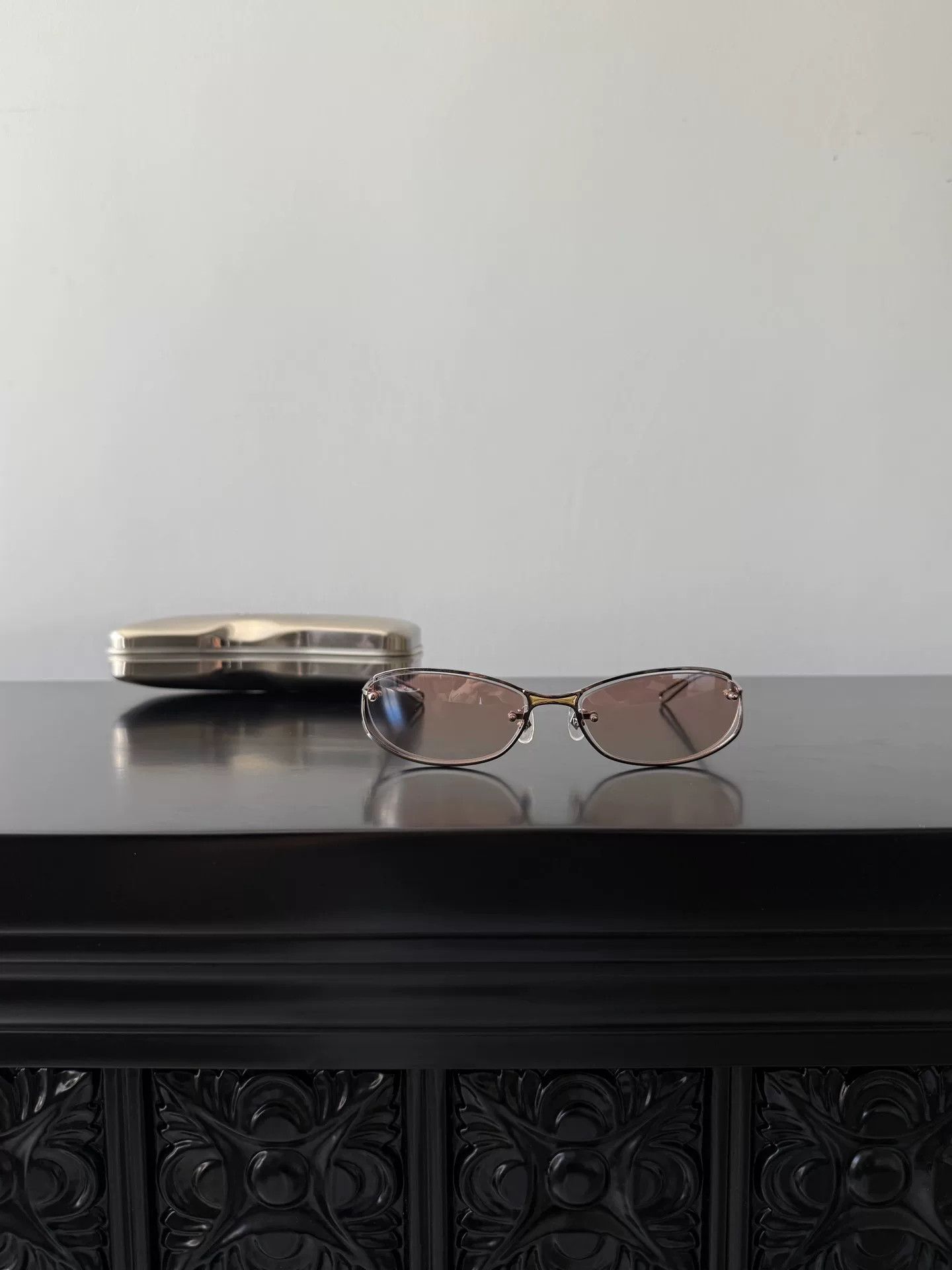 Jean Paul Gaultier Jean Paul Gaultier Sci-Fi Minimal Sunglasses Size ONE SIZE - 2 Thumbnail