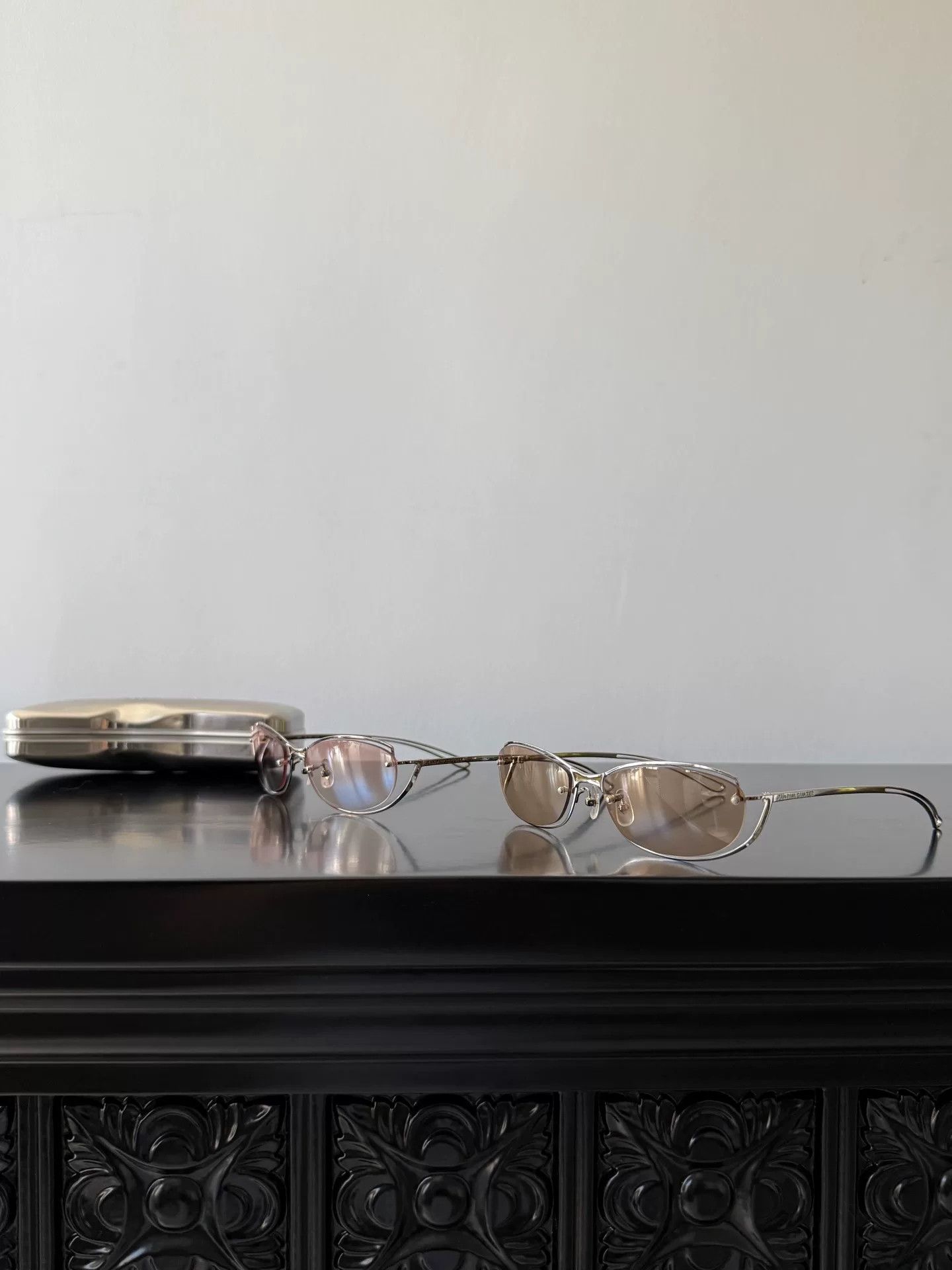 Jean Paul Gaultier Jean Paul Gaultier Sci-Fi Minimal Sunglasses Size ONE SIZE - 8 Thumbnail