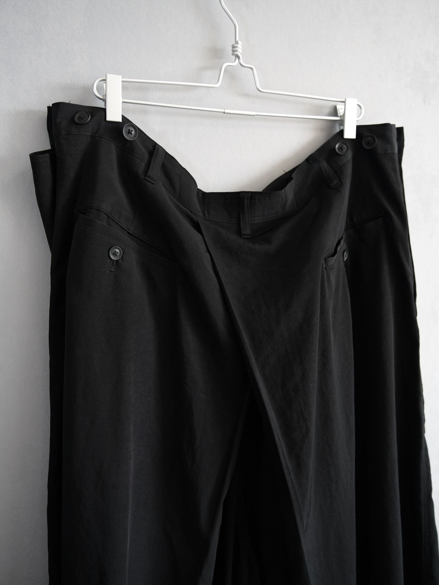 Yohji Yamamoto Yohji Yamamoto 25SS Hakama Skirt-Pants Size 25" / US 0 / IT 36 - 7 Thumbnail