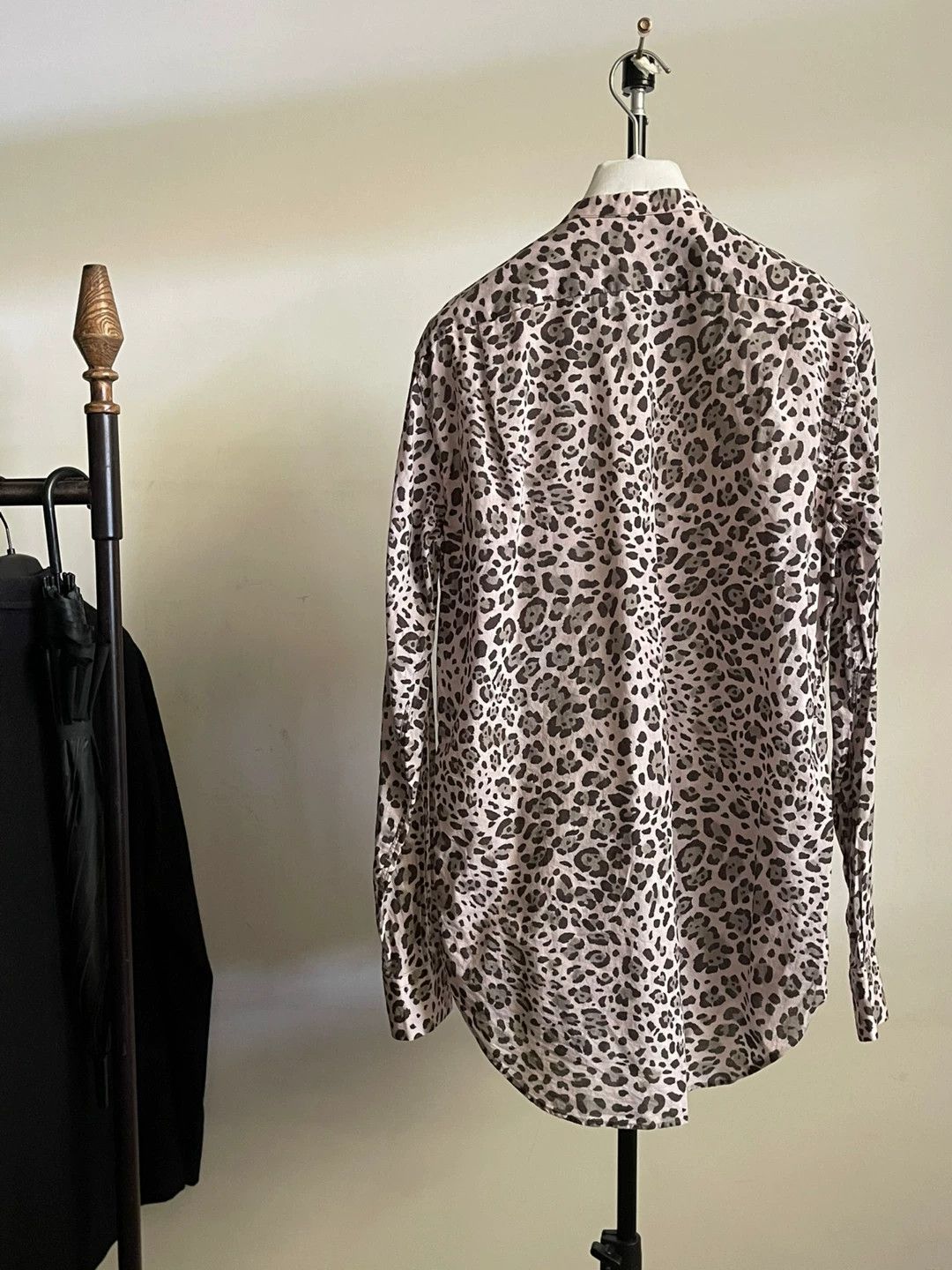 Dries Van Noten Dries Van Noten 16ss Leopard Print Shirt Size US S / EU 44-46 / 1 - 5 Thumbnail