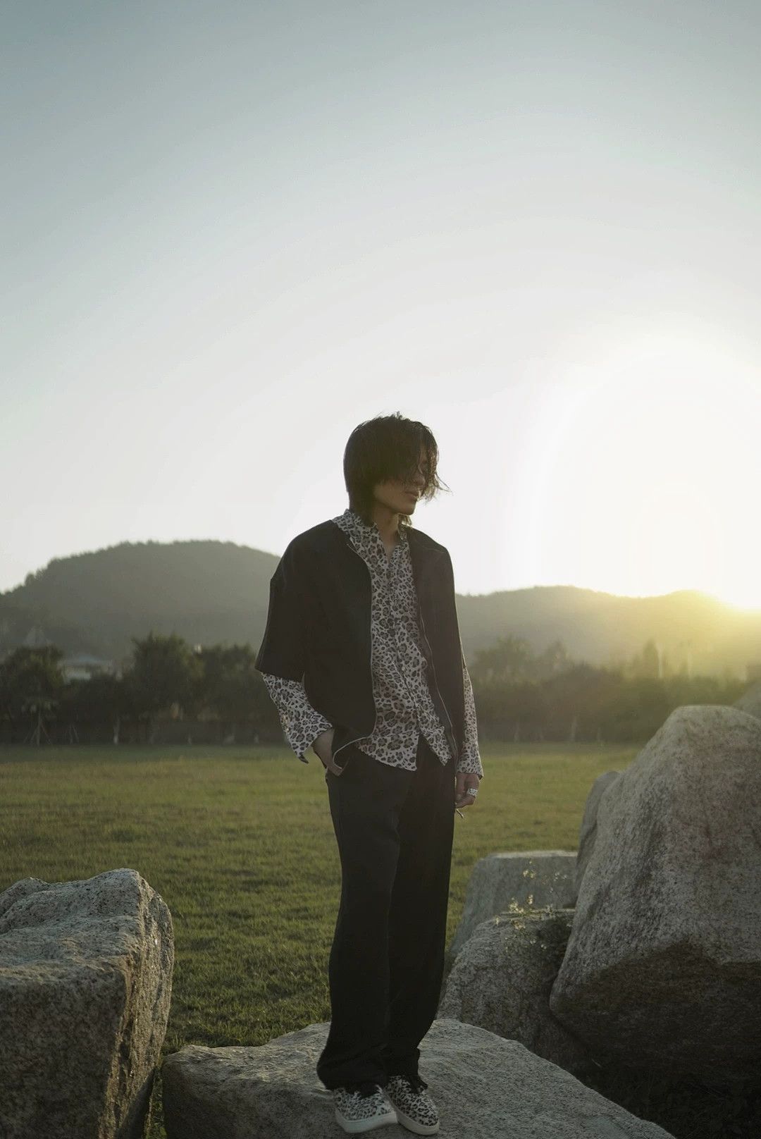 Dries Van Noten Dries Van Noten 16ss Leopard Print Shirt Size US S / EU 44-46 / 1 - 8 Thumbnail