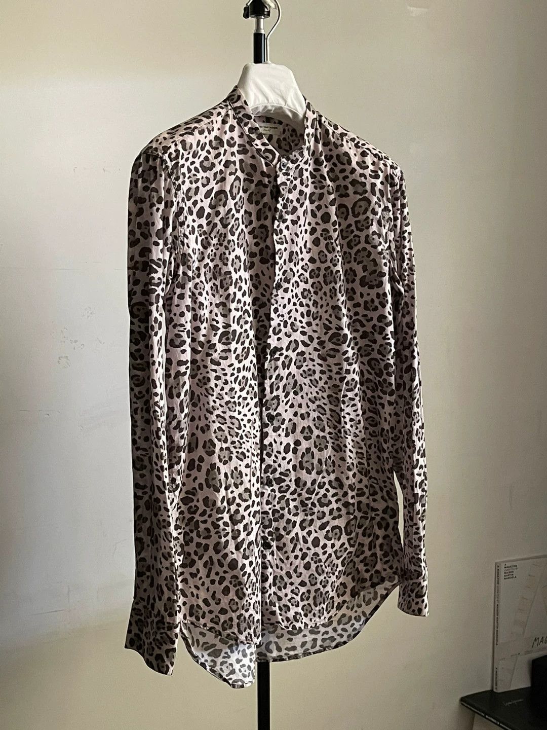 Dries Van Noten Dries Van Noten 16ss Leopard Print Shirt Size US S / EU 44-46 / 1 - 3 Thumbnail