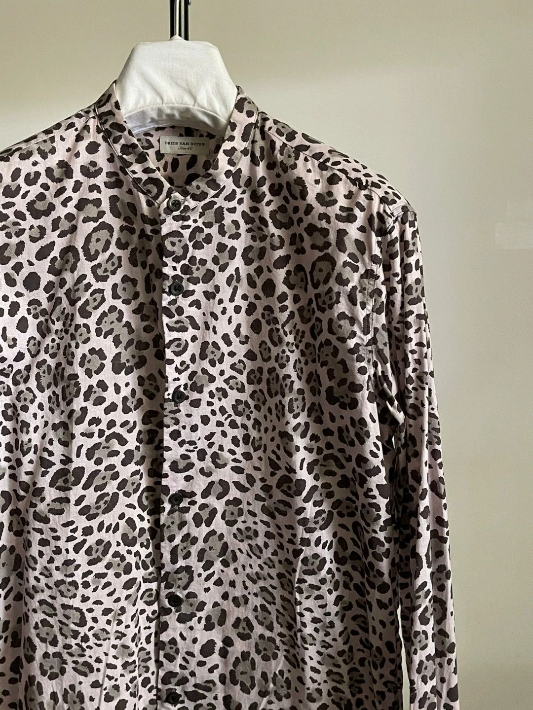 Dries Van Noten Dries Van Noten 16ss Leopard Print Shirt Size US S / EU 44-46 / 1 - 6 Thumbnail
