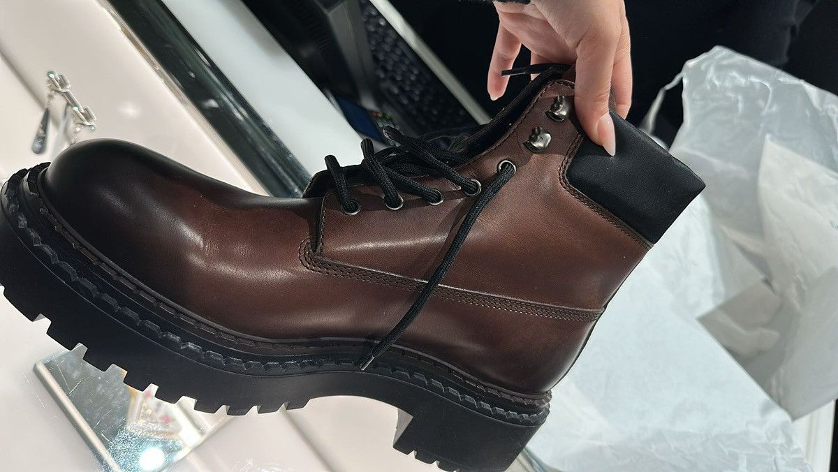 Prada Prada Lace-up Leather Boots in hazelnut brown Size US 7 / EU 40 - 5 Thumbnail