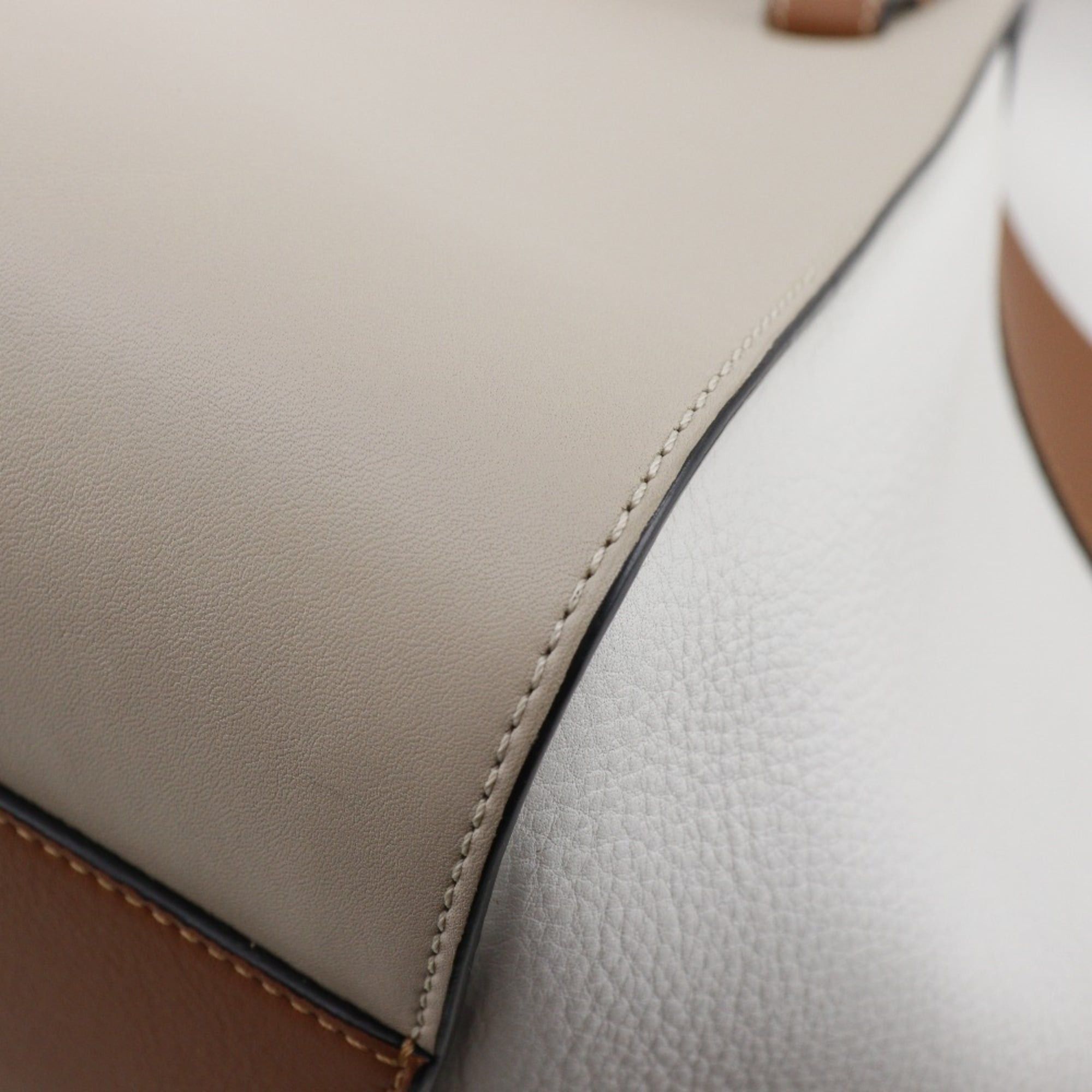 Loewe LOEWE Hammock Small Handbag, 2-Way Shoulder Bag, Brown/White Calfskin, A5 Size, Women's Size ONE SIZE - 7 Thumbnail
