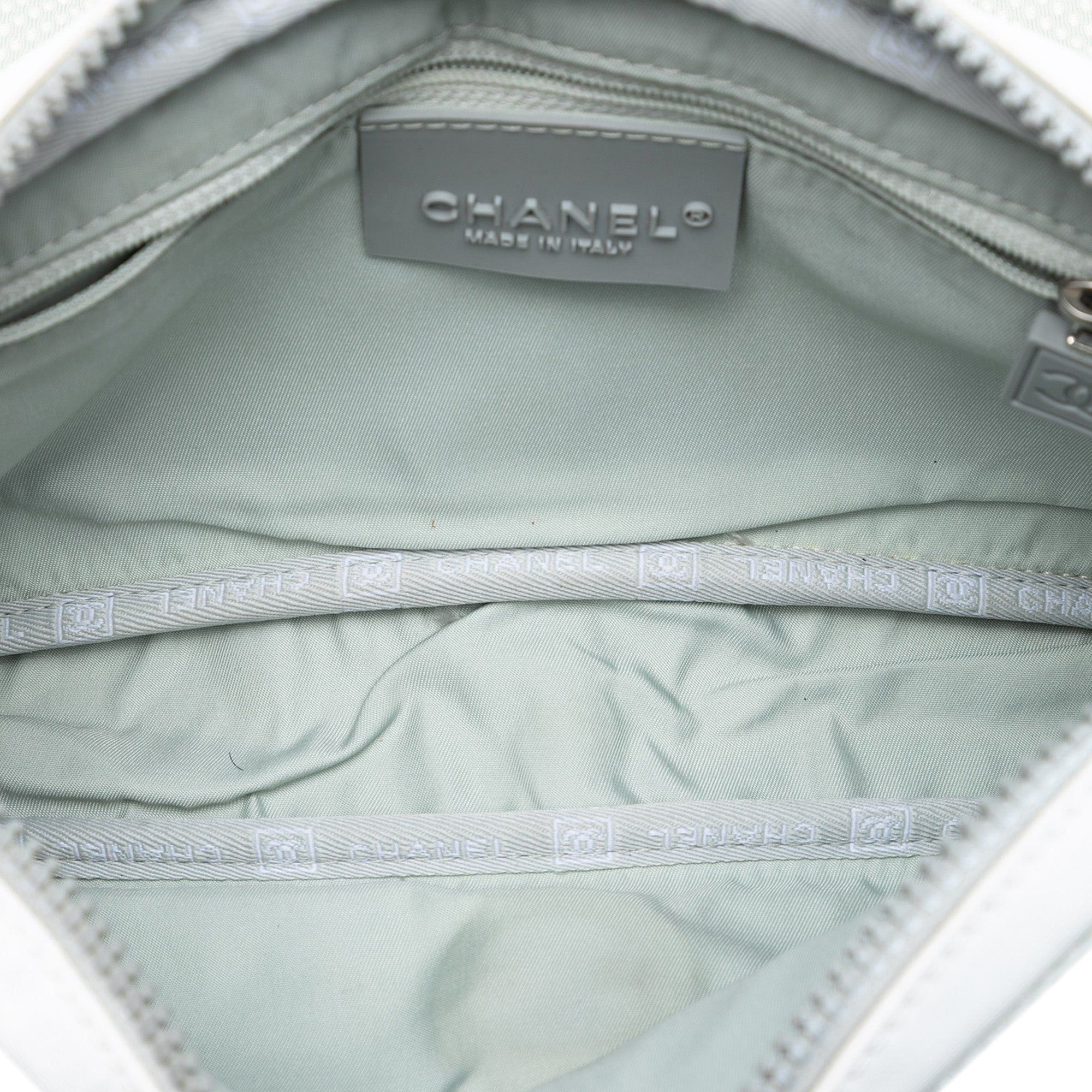 Chanel Nylon Sport Camellia Flap Size ONE SIZE - 4 Thumbnail