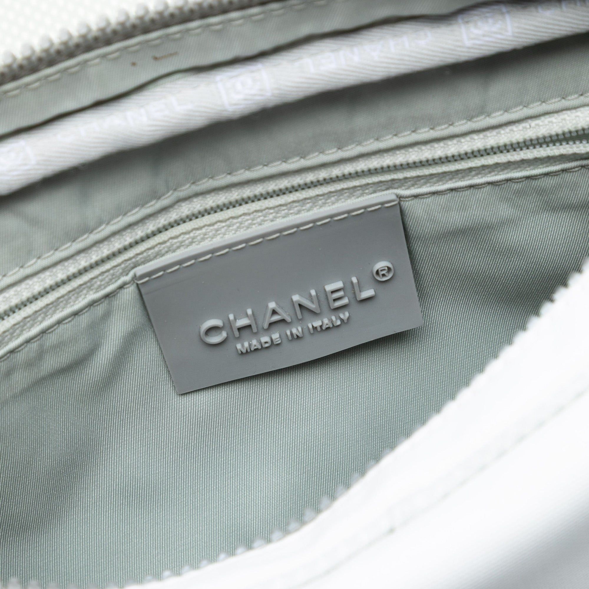 Chanel Nylon Sport Camellia Flap Size ONE SIZE - 5 Thumbnail