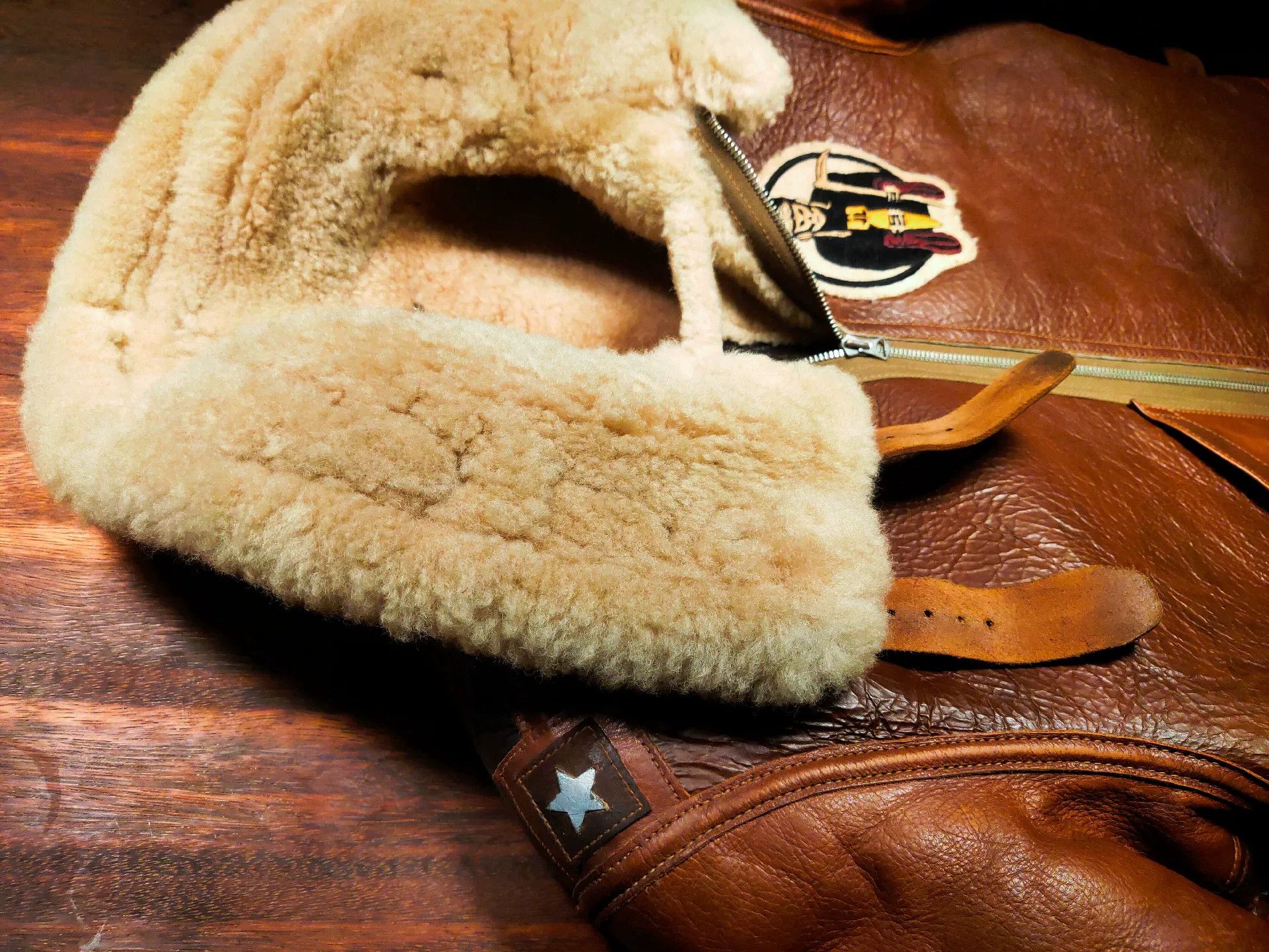 Eastman Leather Clothing Eastman Leathers B3 Shearling Colorblock Jacket Size US XXS / EU 40 - 6 Thumbnail