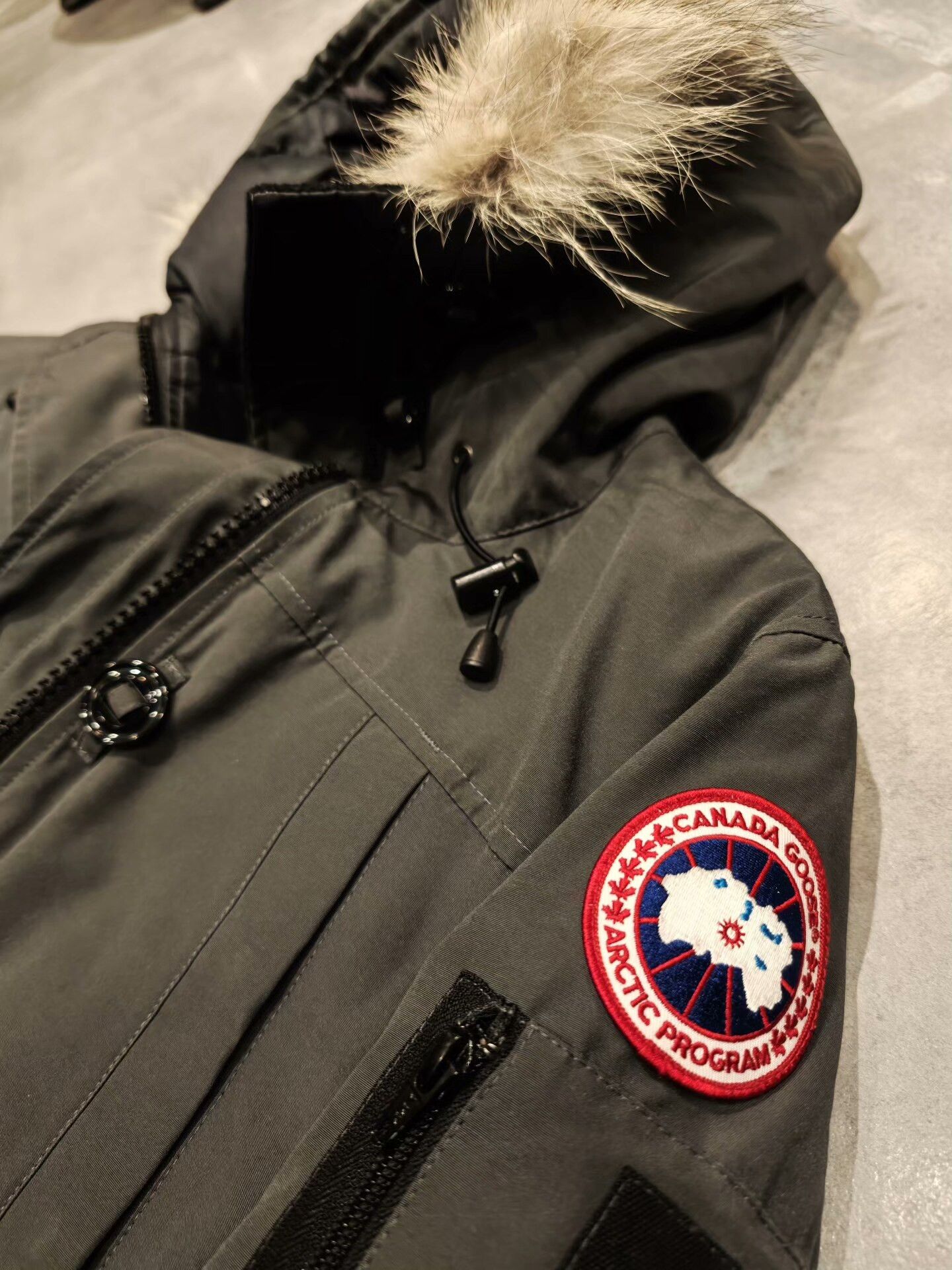 Canada Goose Canada Goose Size M Gray Size M / US 6-8 / IT 42-44 - 3 Thumbnail
