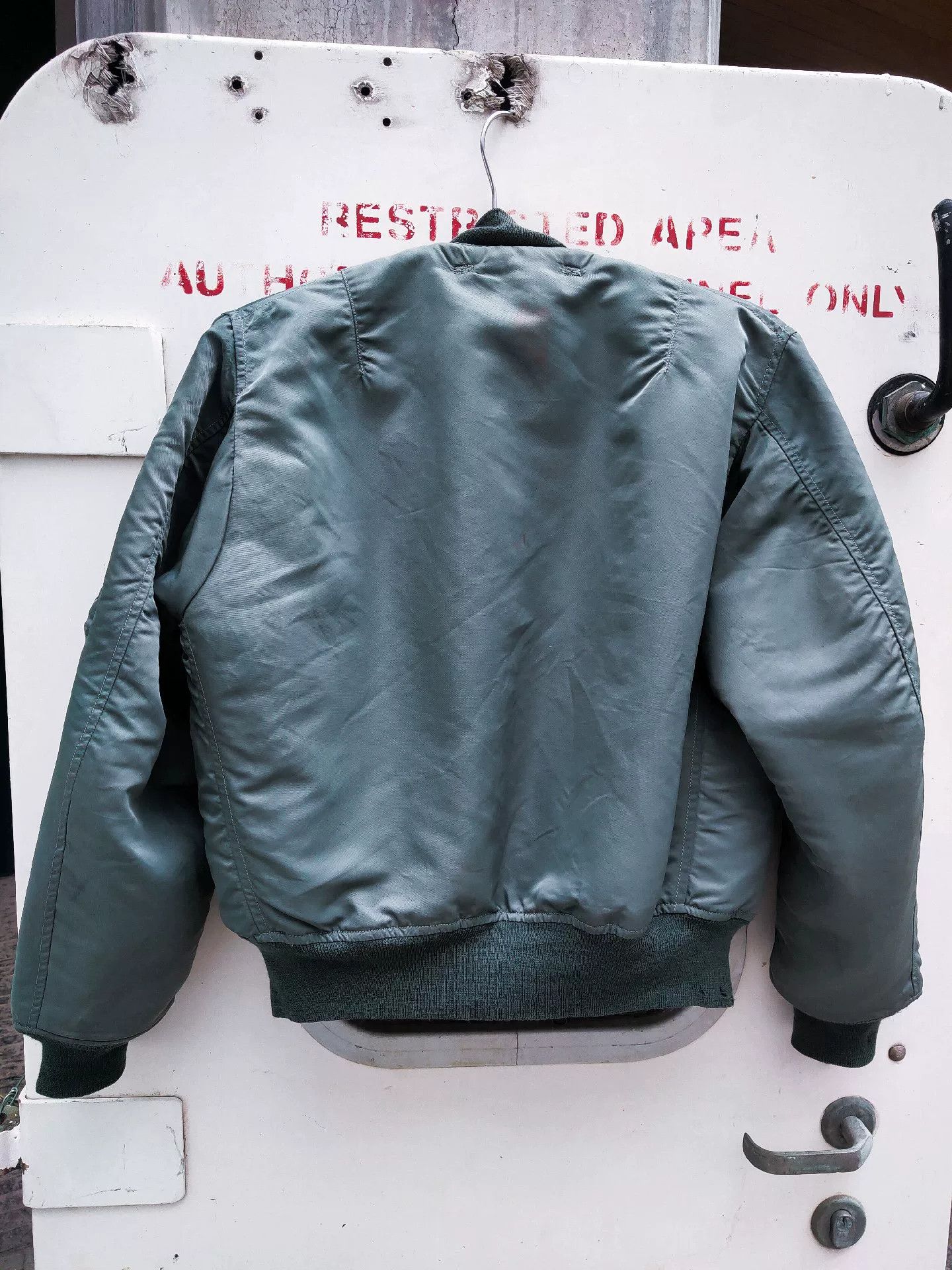 The Real McCoy's The Real McCoy's MA-1 Flight Jacket Size US M / EU 48-50 / 2 - 3 Thumbnail