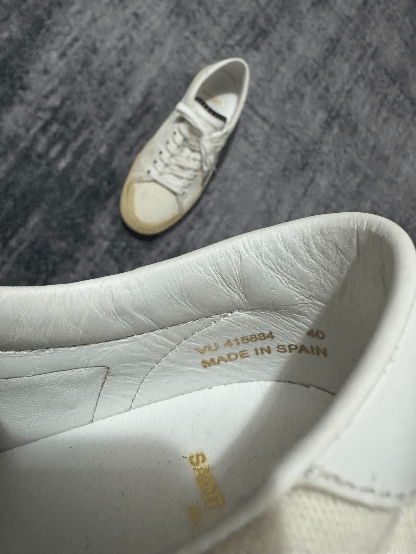 Saint Laurent Paris Saint Laurent White Canvas Sneakers Size US 7 / EU 40 - 5 Thumbnail