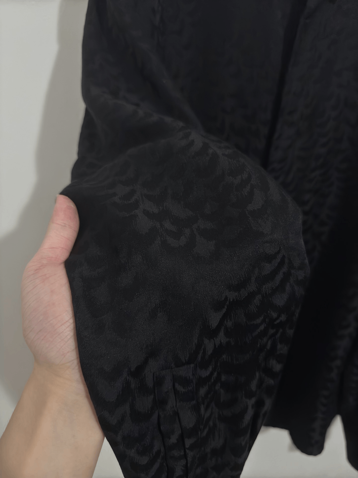 Saint Laurent Paris Saint Laurent Black Silk Leopard Shirt Size US M / EU 48-50 / 2 - 5 Thumbnail