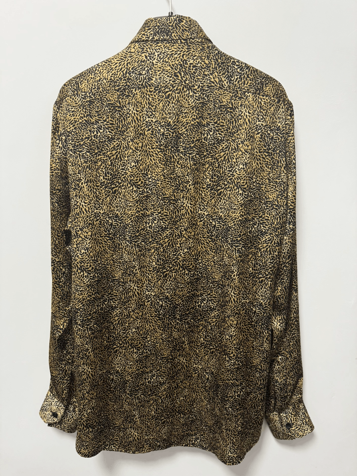 Saint Laurent Paris Saint Laurent Leopard Silk Shirt Size M / US 6-8 / IT 42-44 - 2 Thumbnail