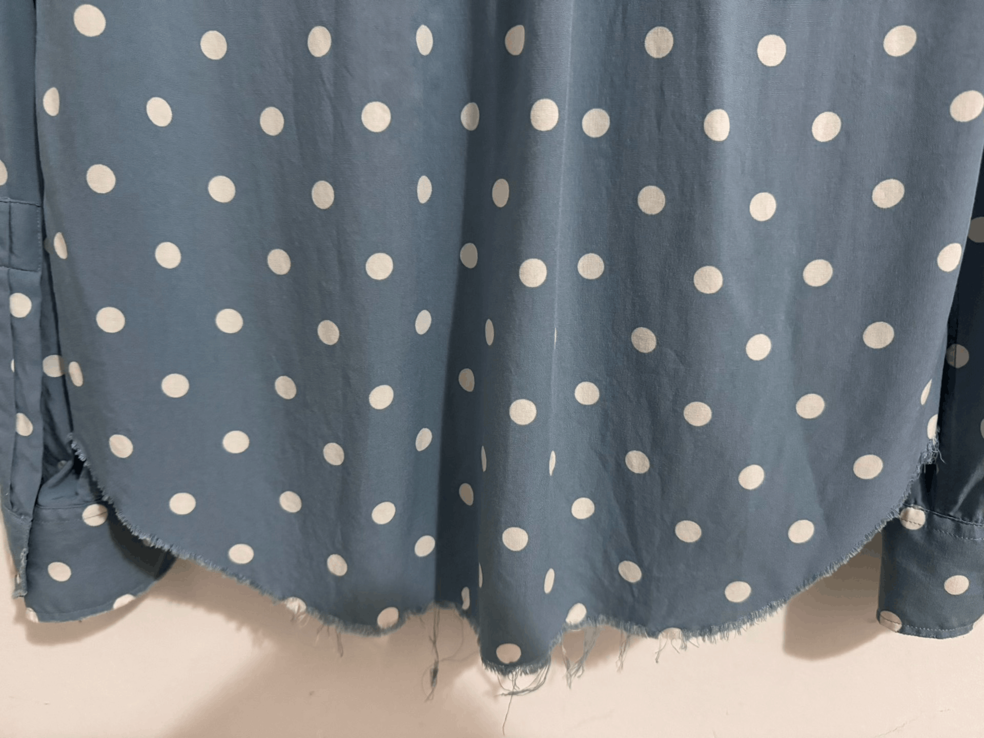 Saint Laurent Paris Saint Laurent Polka Dot Frayed Shirt Size M / US 6-8 / IT 42-44 - 4 Thumbnail