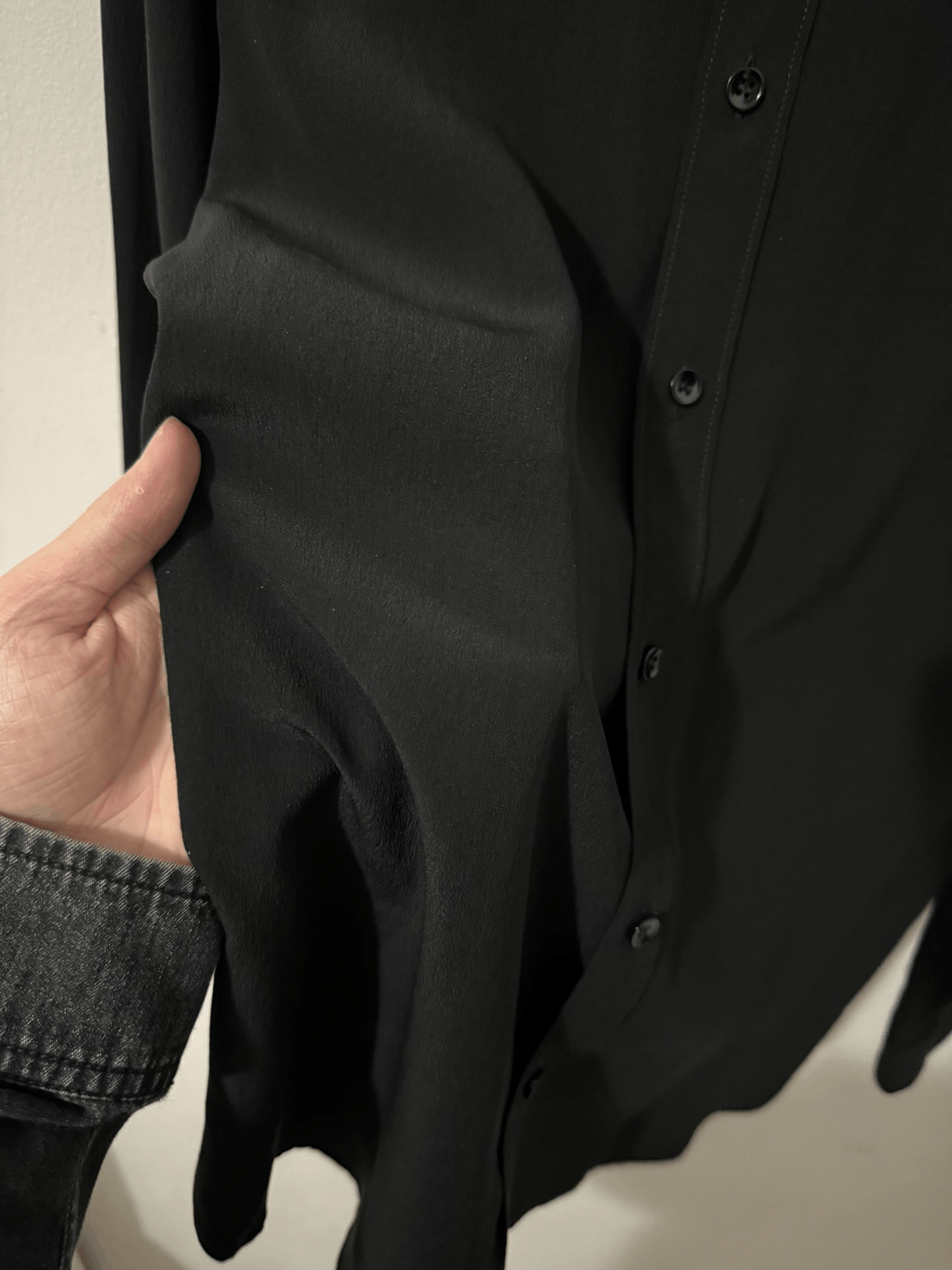 Saint Laurent Paris Saint Laurent Black Silk Shirt Size US XS / EU 42 / 0 - 4 Thumbnail