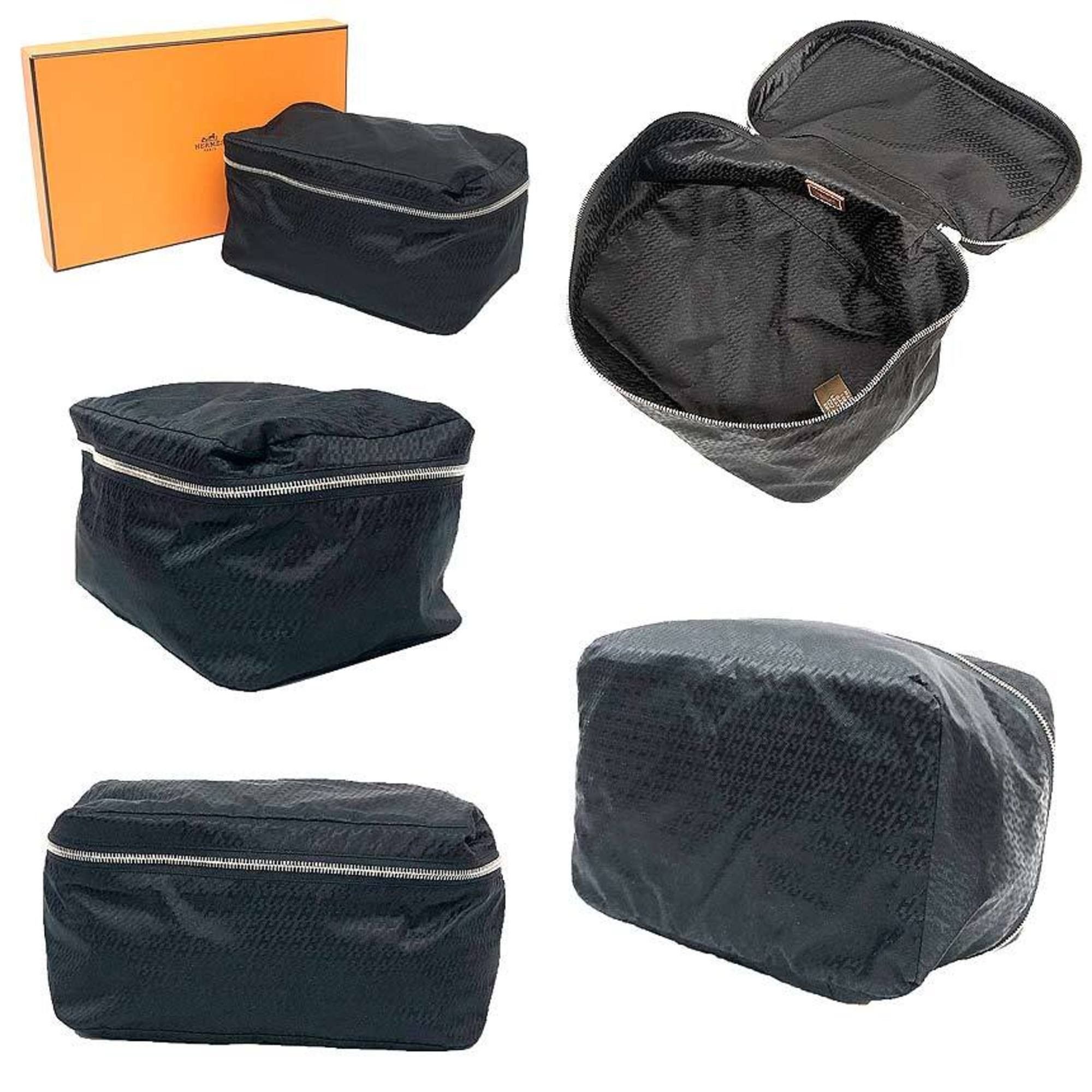 Hermes Hermes Travel Silk Mini Cube Pouch in Black Size ONE SIZE - 2 Thumbnail