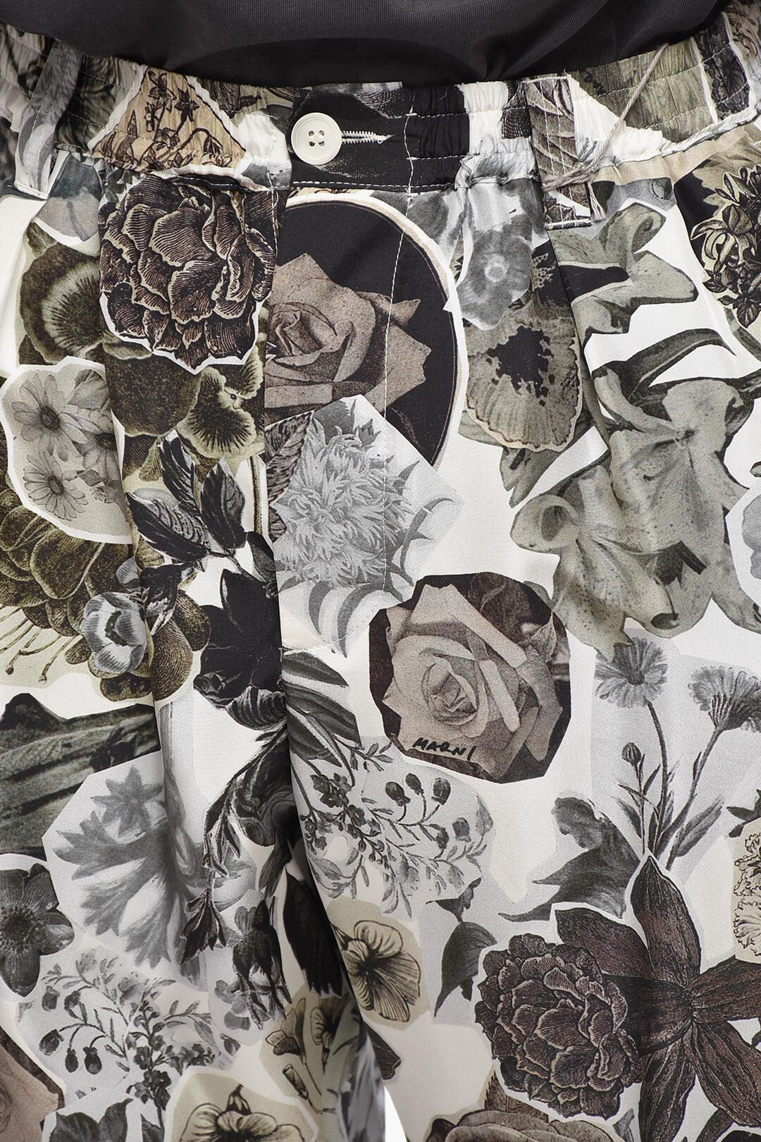 Marni Silk Shorts With Floral Print And Single Pleat Size US 30 / EU 46 - 3 Thumbnail