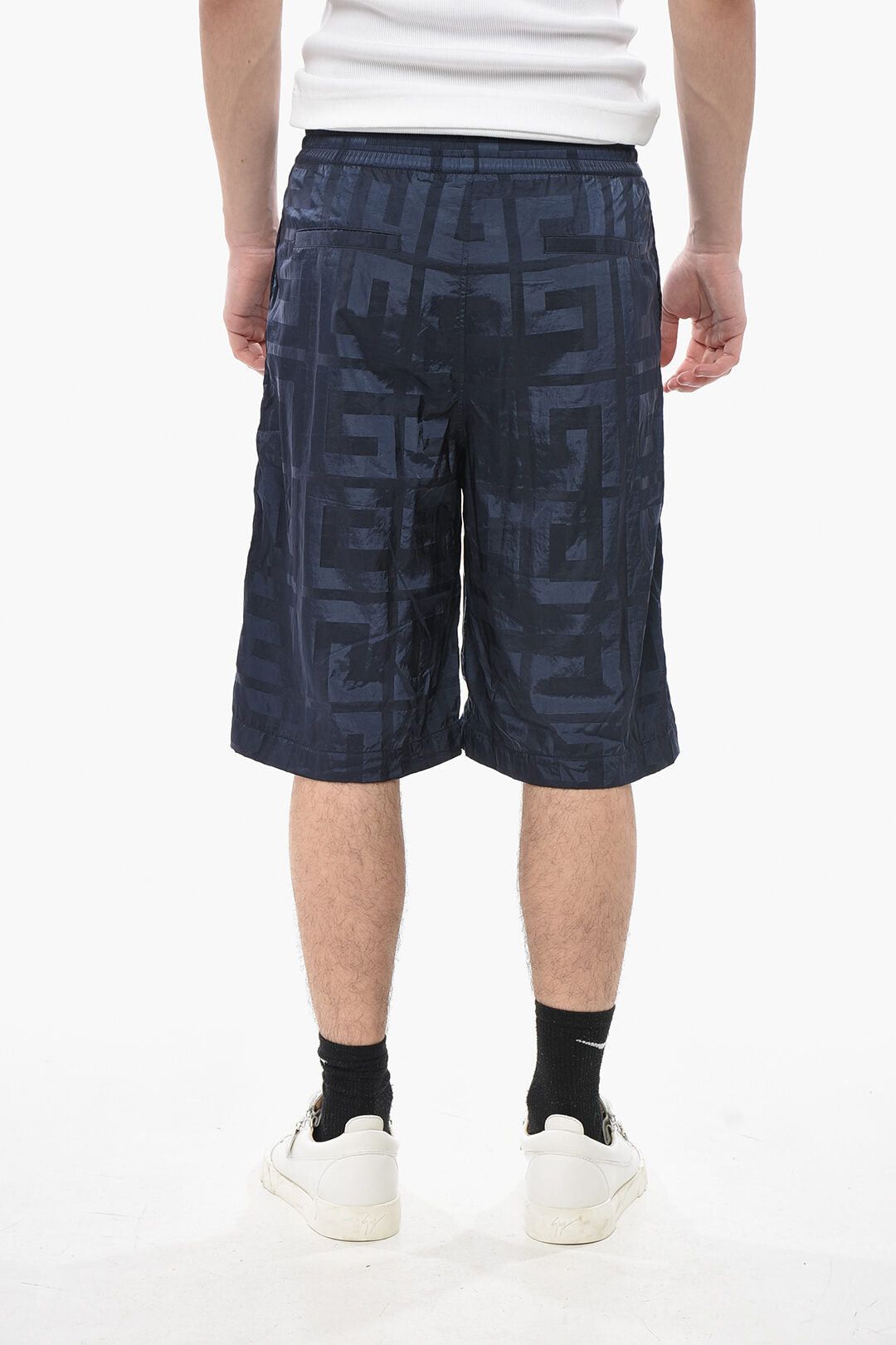 Givenchy Monogram Shorts with Elastic Waist Size US 30 / EU 46 - 2 Thumbnail