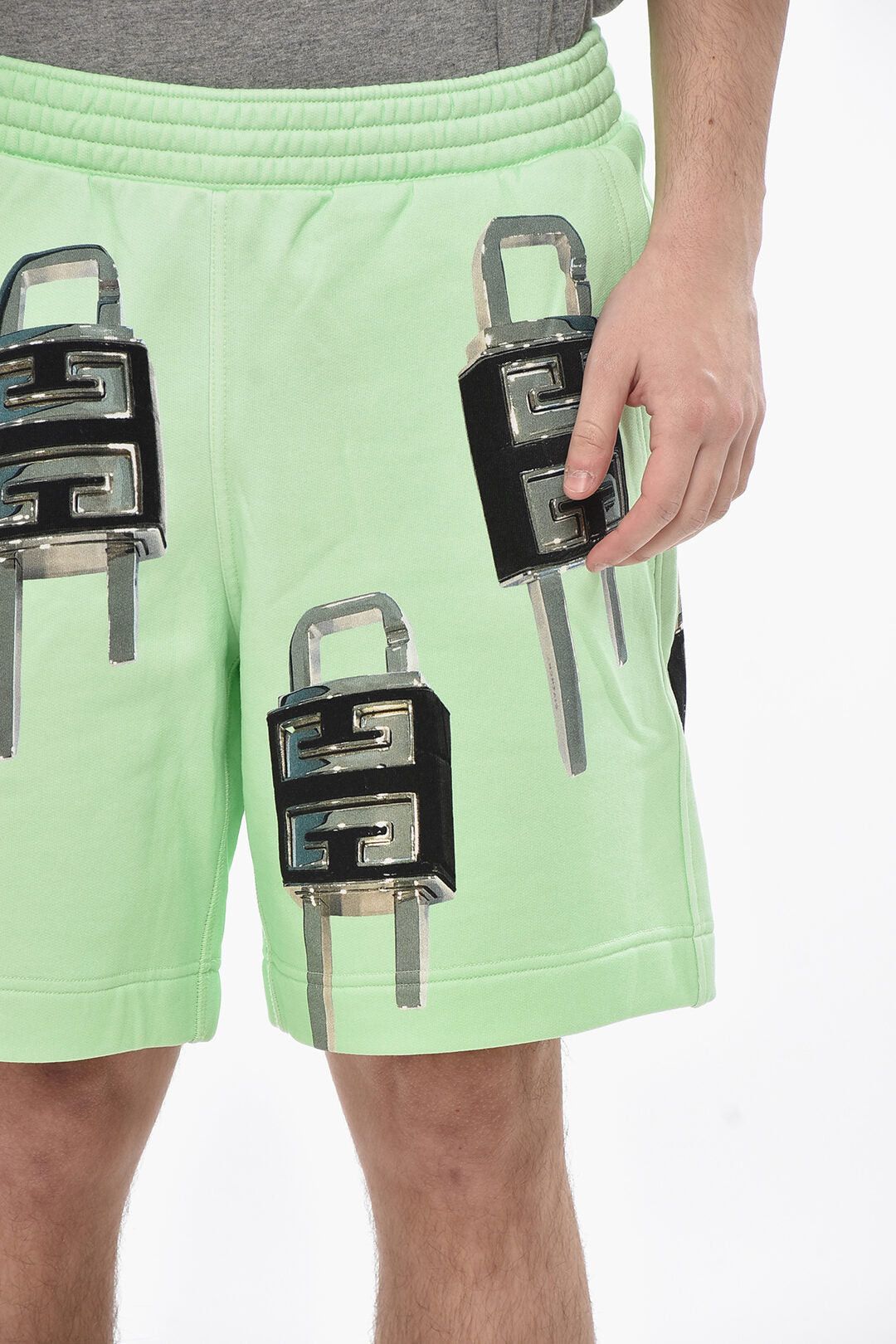 Givenchy Brushed Cotton Shorts LOCK with Print Size US 31 - 3 Thumbnail