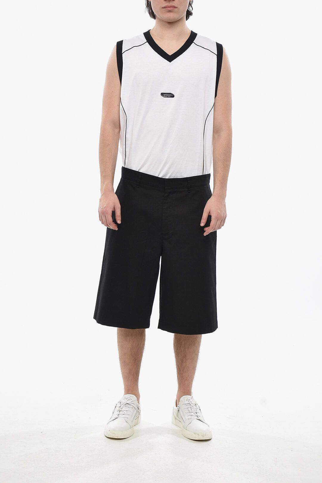 Givenchy Cotton-Blend Chino Shorts With Belt Loops Size US 35 - 4 Thumbnail