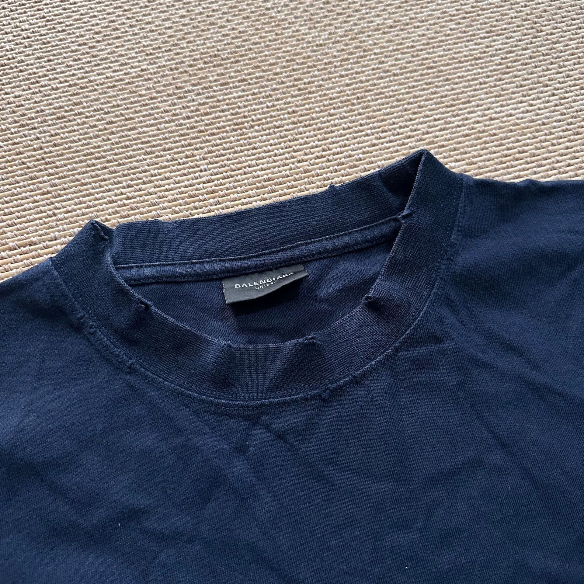 Balenciaga Balenciaga Distressed Blue Short Sleeve Tee Size US S / EU 44-46 / 1 - 3 Thumbnail