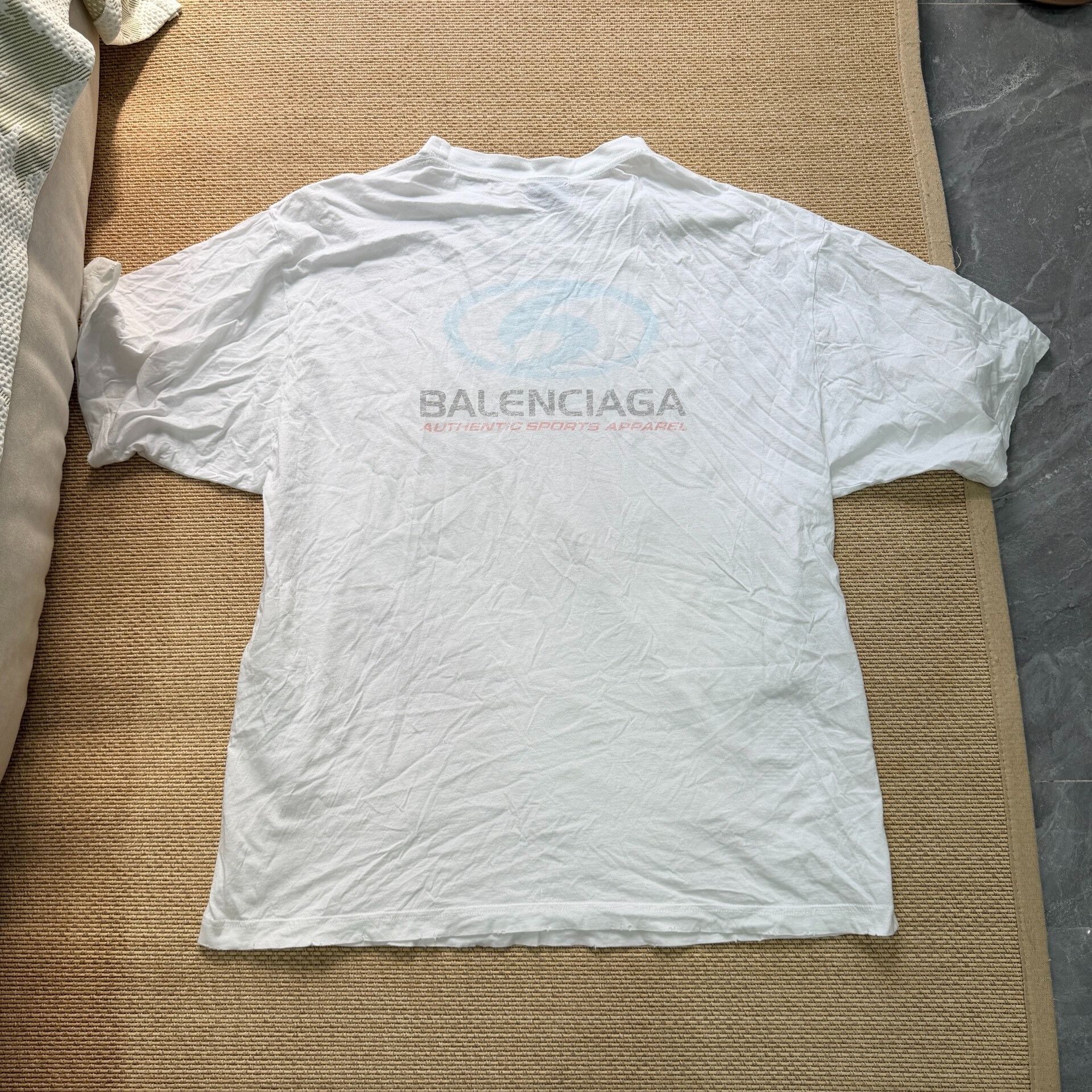 Balenciaga Balenciaga Vintage White Short Sleeve T-Shirt Size US S / EU 44-46 / 1 - 2 Thumbnail