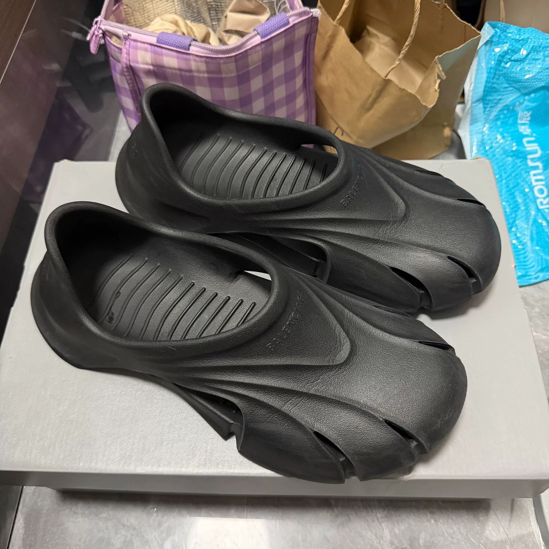 Balenciaga Balenciaga Molded Beach Slide Sandals Size US 10 / EU 43 - 2 Thumbnail