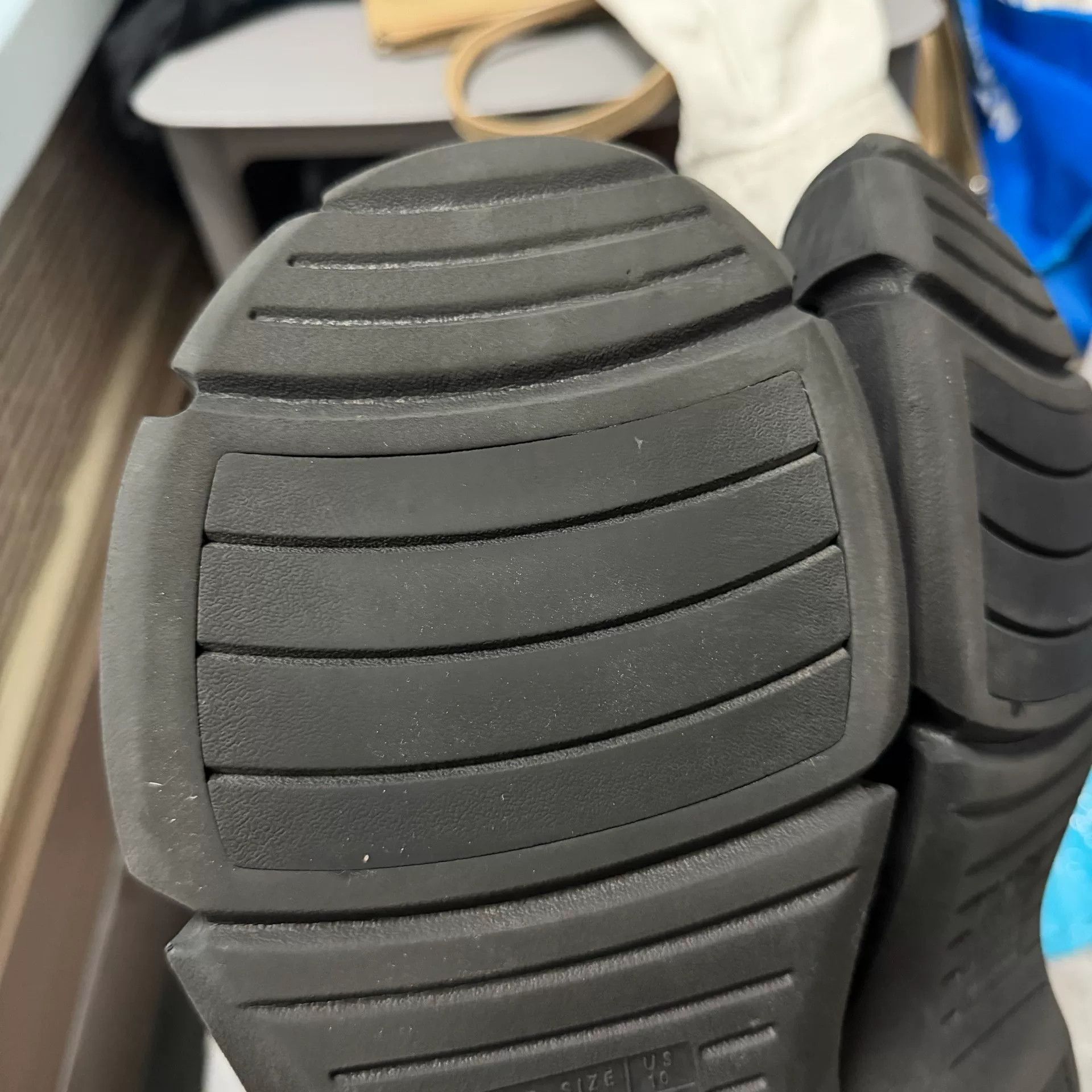 Balenciaga Balenciaga Molded Beach Slide Sandals Size US 10 / EU 43 - 7 Thumbnail