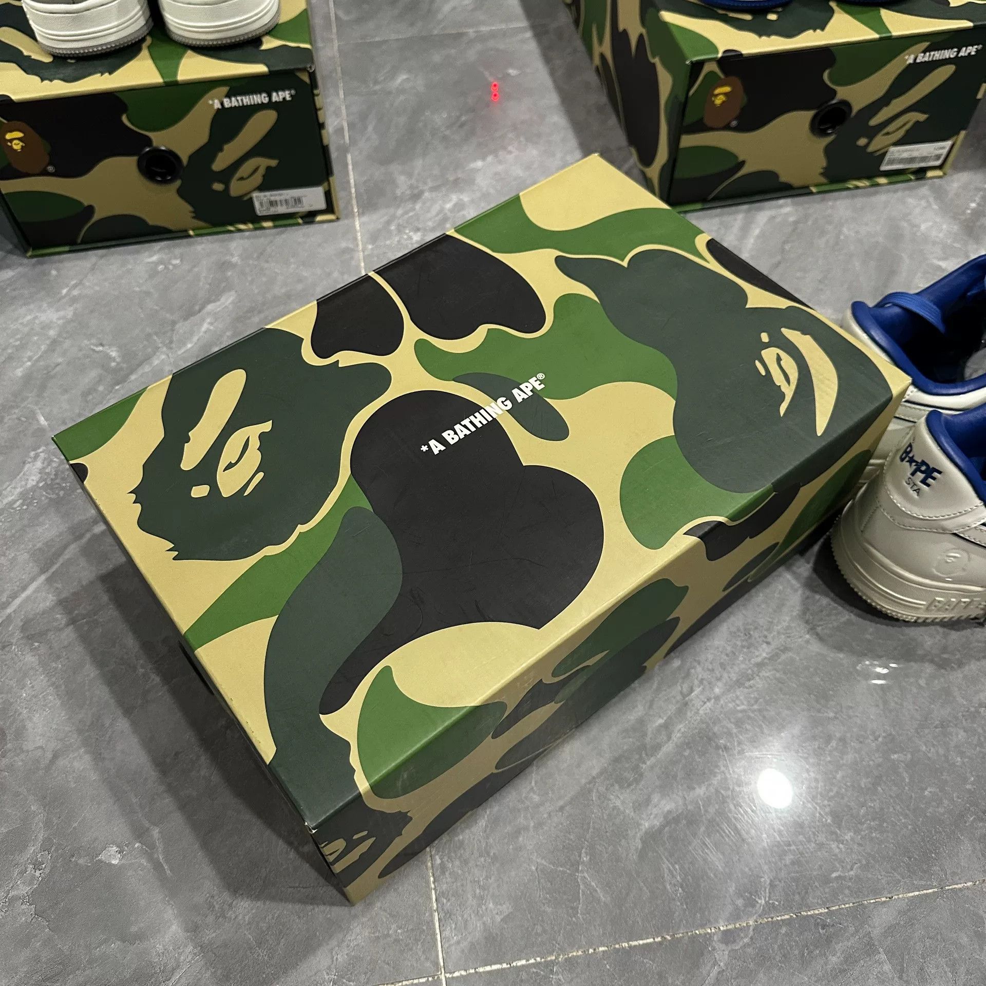 Bape BAPE STA Bapesta White Blue Sneakers Size US 10 / EU 43 - 9 Thumbnail