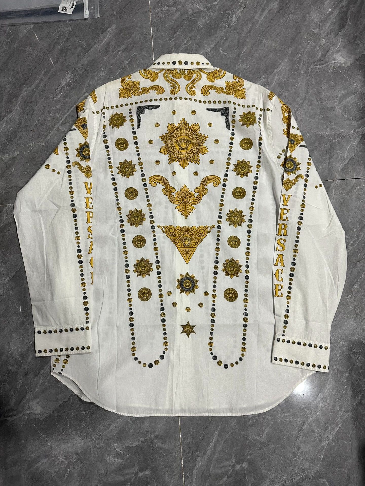 Versace Versace Silk Long Sleeve Shirt Size US XL / EU 56 / 4 - 2 Thumbnail