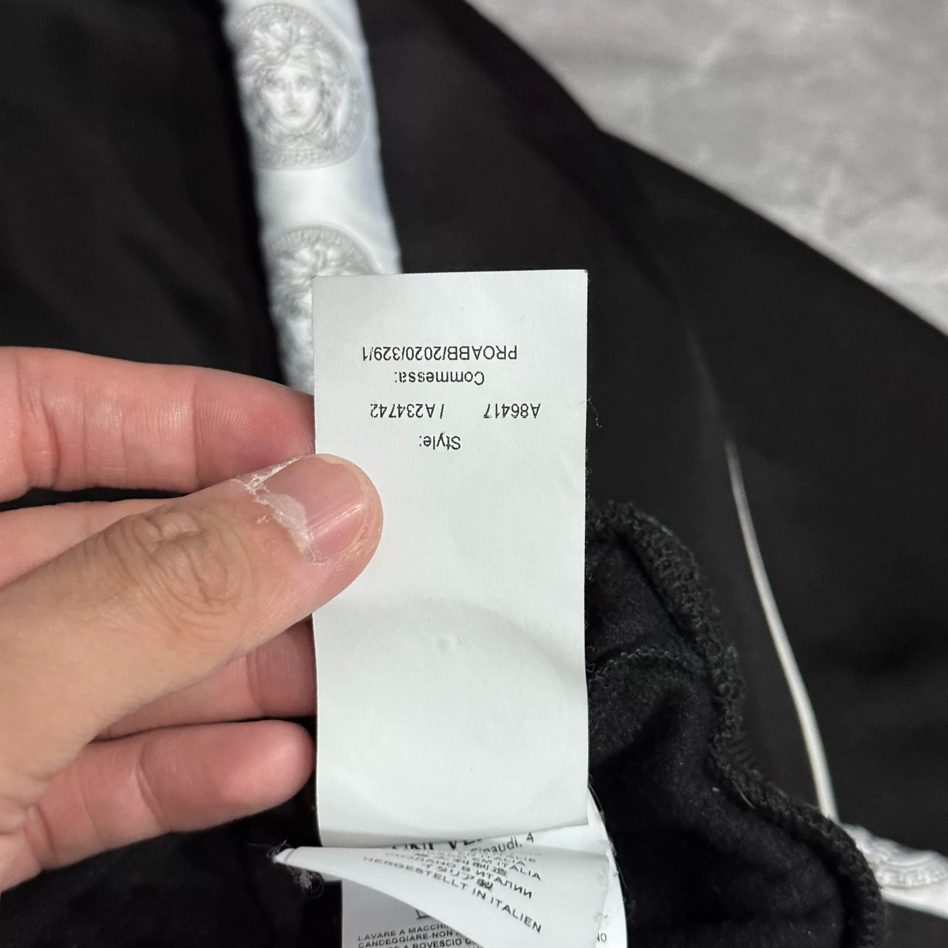 Versace Versace Velvet Half-Zip Sweatshirt Size US XXL / EU 58 / 5 - 5 Thumbnail