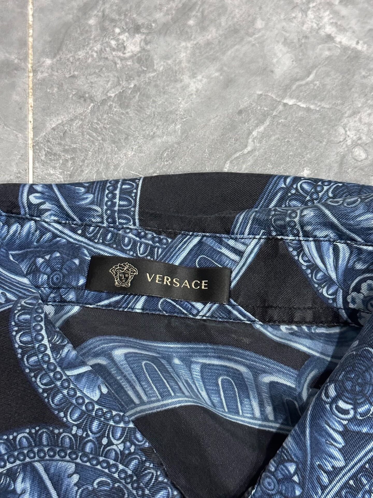 Versace Versace Silk Long Sleeve Shirt Blue Black Size US S / EU 44-46 / 1 - 4 Thumbnail