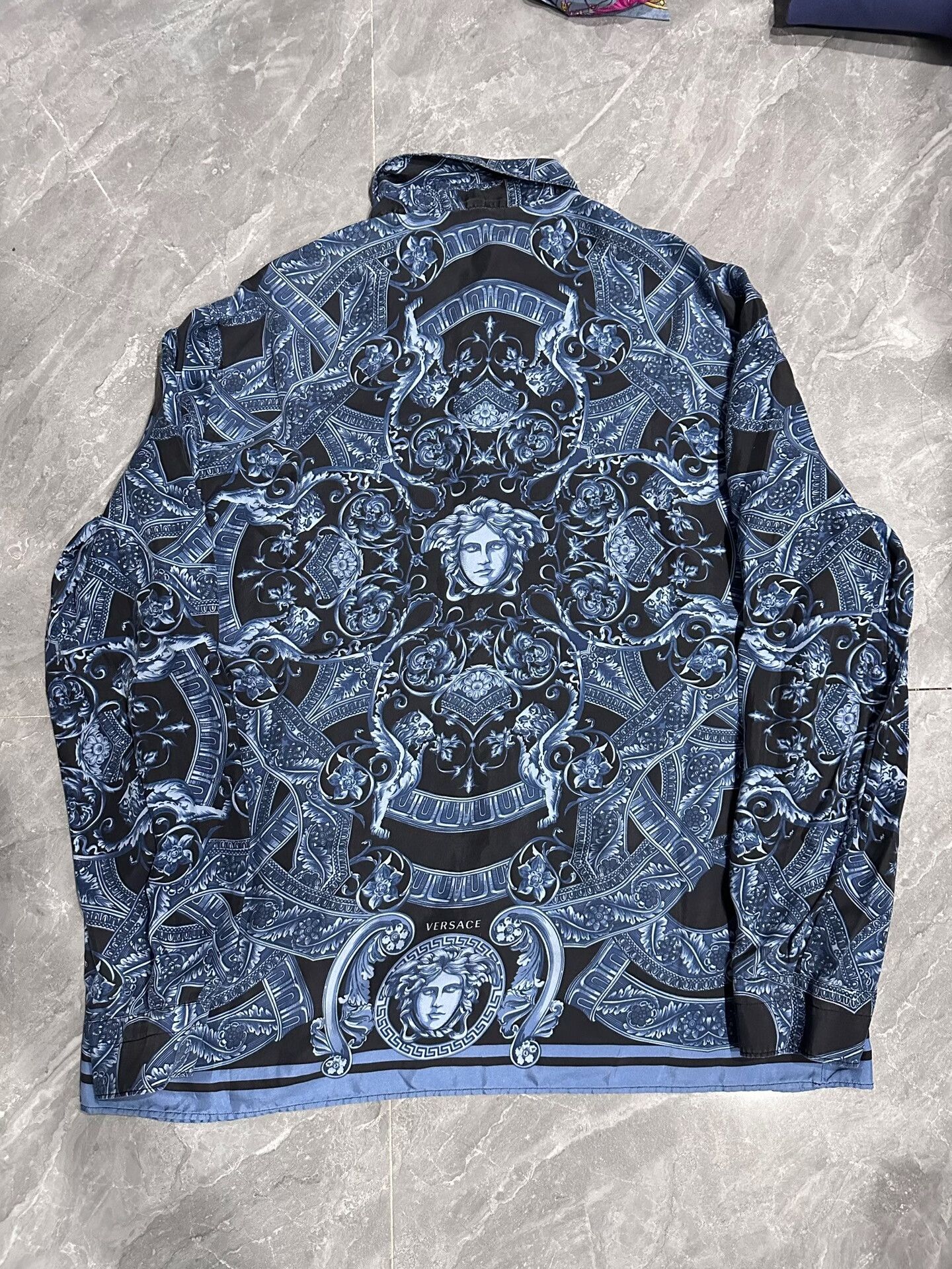Versace Versace Silk Long Sleeve Shirt Blue Black Size US S / EU 44-46 / 1 - 2 Thumbnail