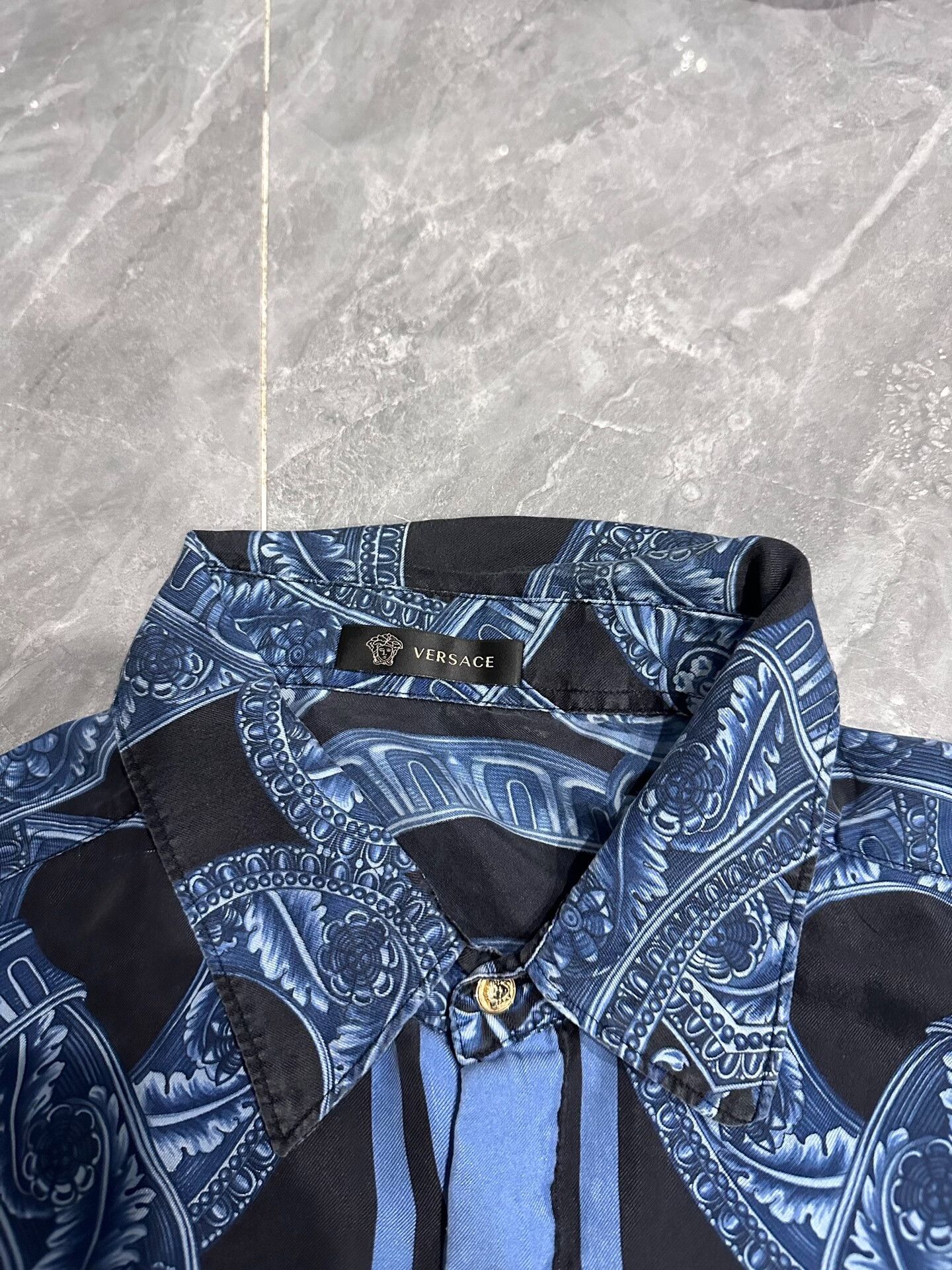 Versace Versace Silk Long Sleeve Shirt Blue Black Size US S / EU 44-46 / 1 - 3 Thumbnail