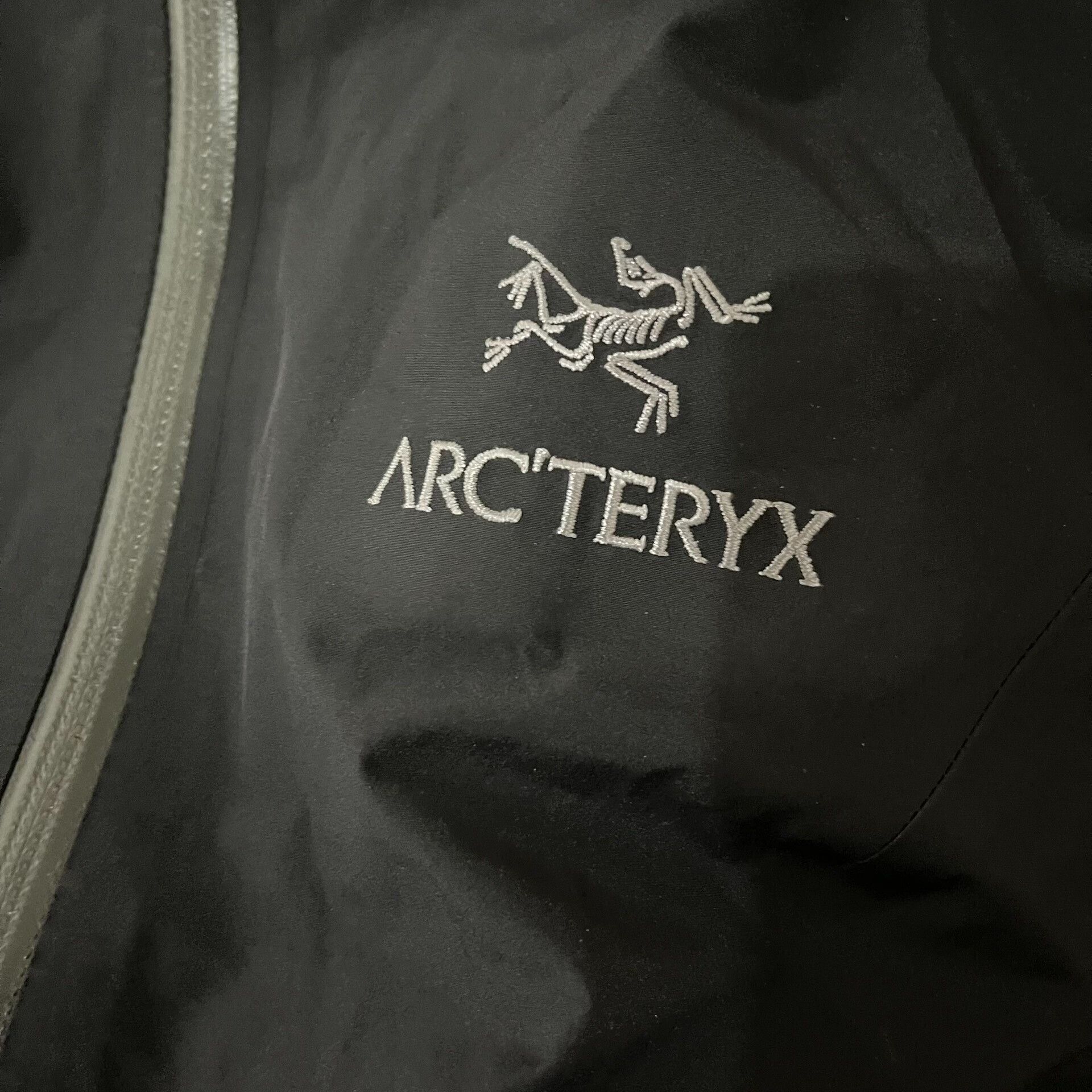 Arc'teryx Arcteryx BETA LT Women's Jacket Black Size S / US 4 / IT 40 - 2 Thumbnail