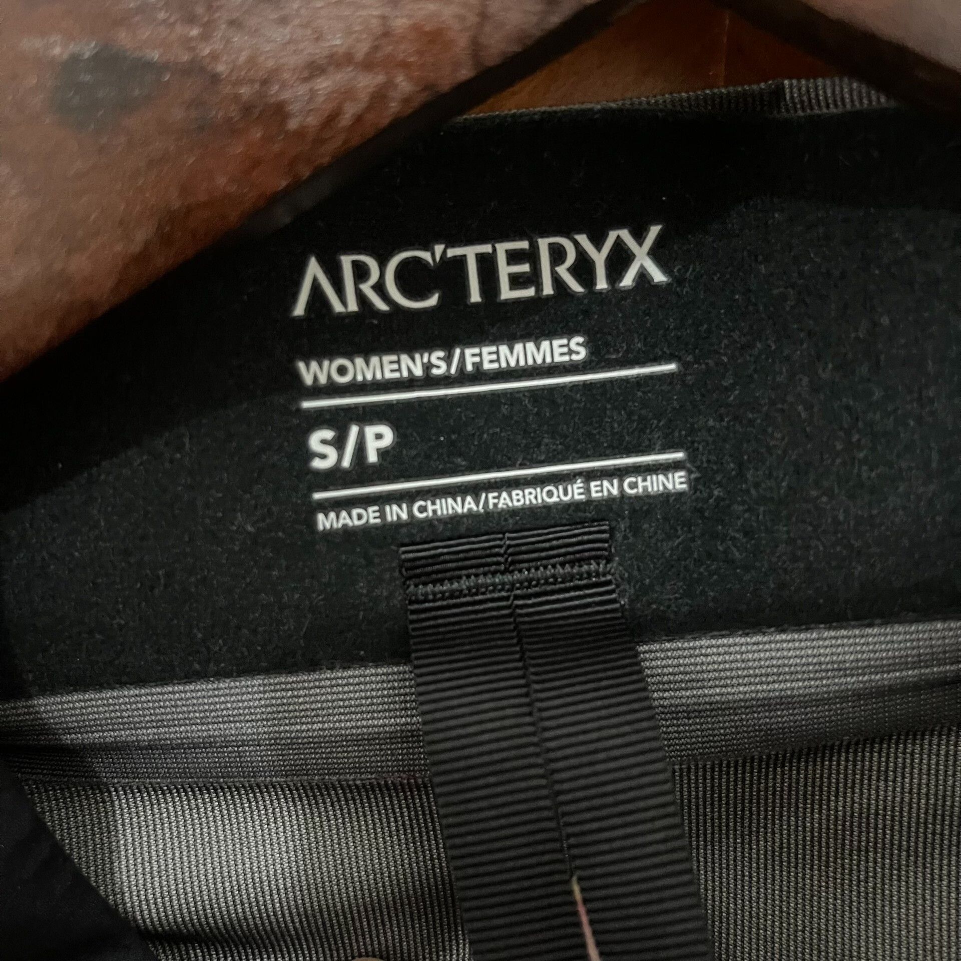 Arc'teryx Arcteryx BETA LT Women's Jacket Black Size S / US 4 / IT 40 - 4 Thumbnail