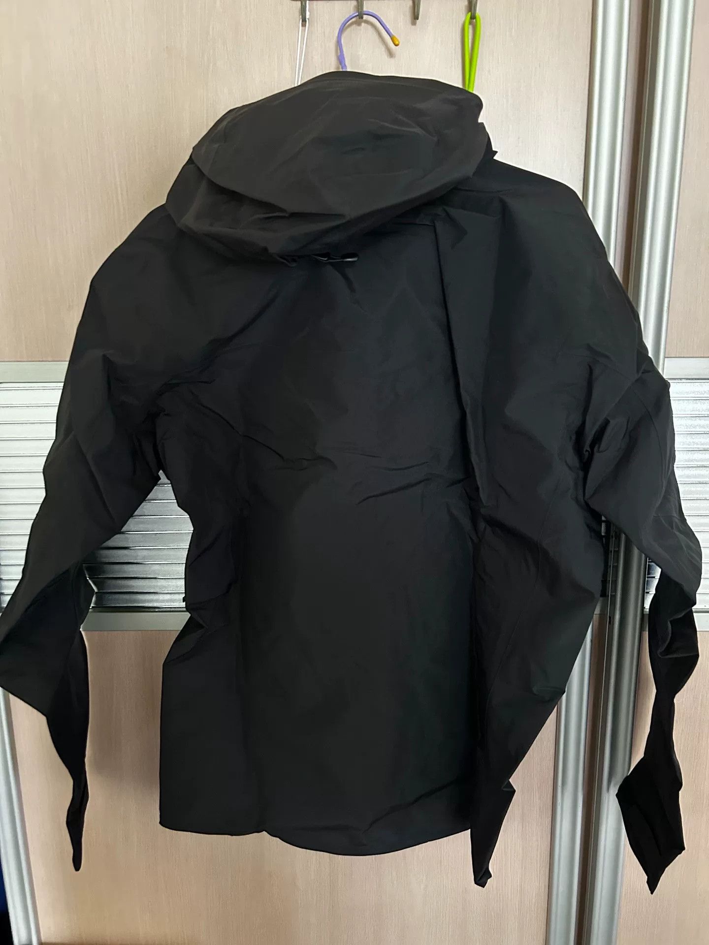 Arc'teryx ARC'TERYX Alpha SV Waterproof Jacket Size US M / EU 48-50 / 2 - 2 Thumbnail