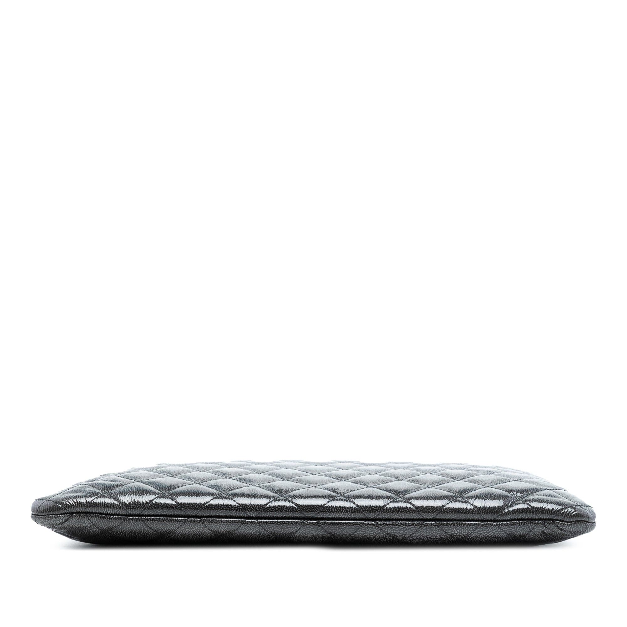 Chanel Large Quilted Iridescent Patent O Case Clutch Size ONE SIZE - 3 Thumbnail
